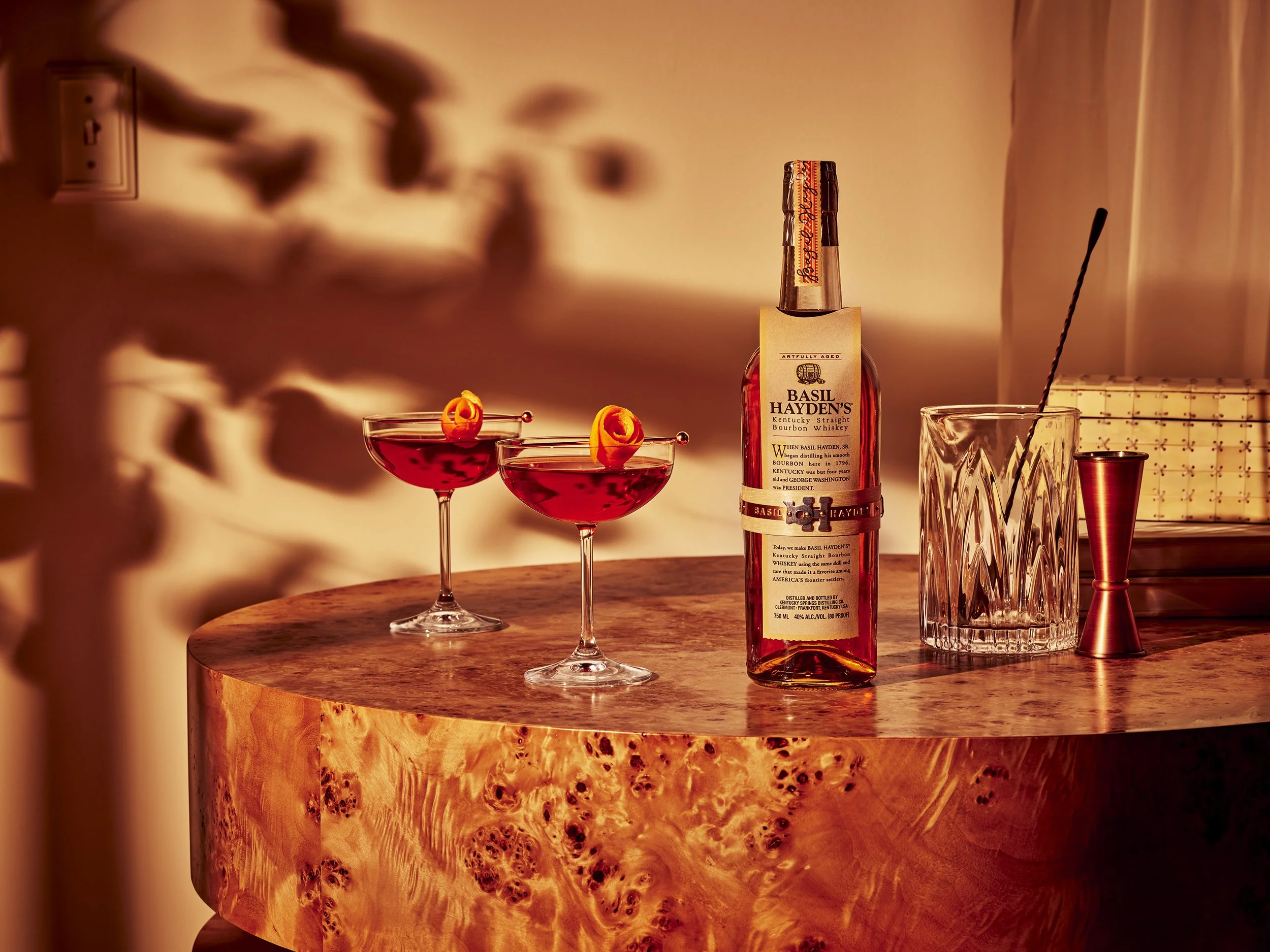 BeamSuntory_InSitu_BasilHaydensBoulevardier_0837_HERO-v2.jpg