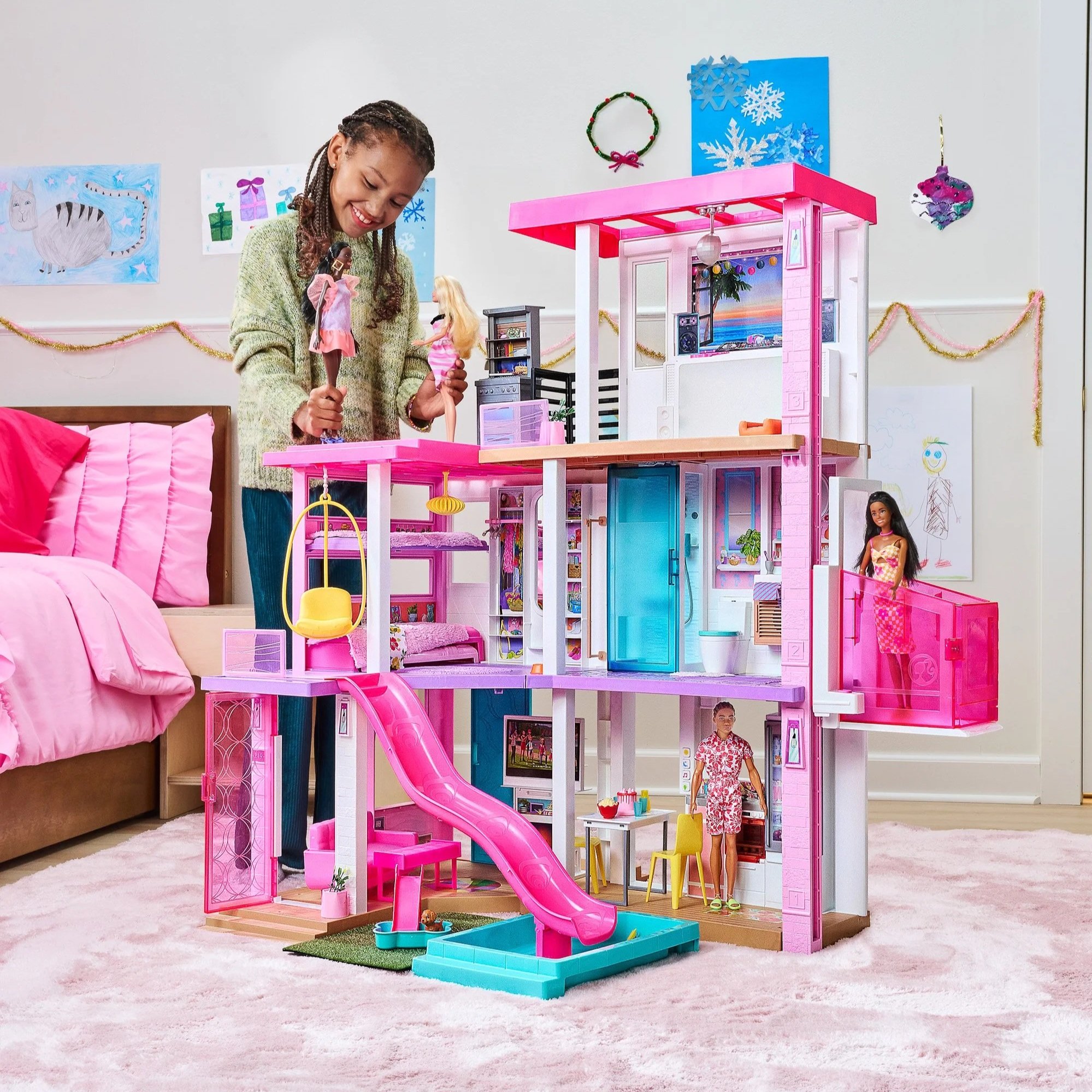 HKGB25_Mattel_BarbieDreamhouse_ED_4186.jpg