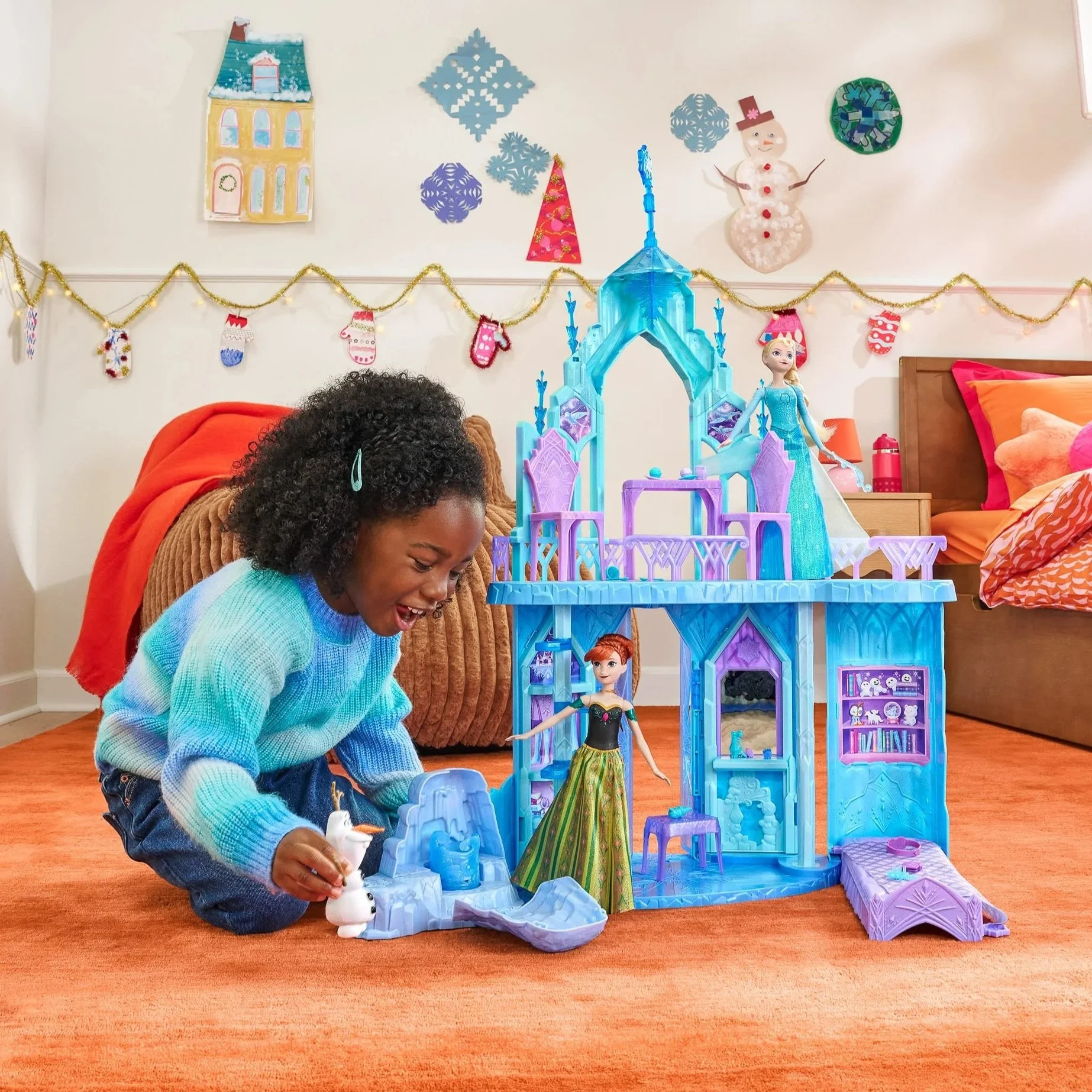 HKGB25_Mattel_DisneyFrozenElsaIcePalace_ED_2733.jpg