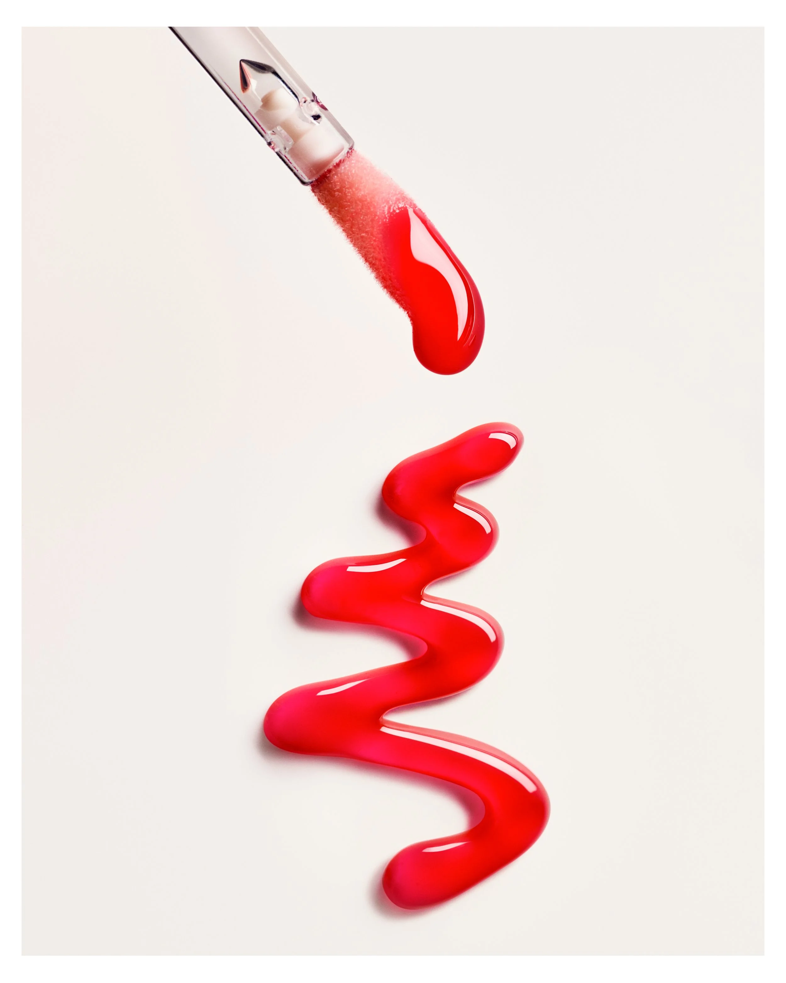 26-03 3502-11A ISH GLOSS APPLICATOR AND BULK.jpg
