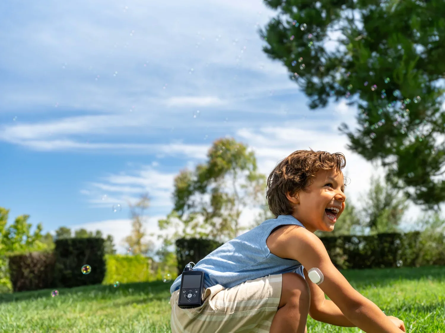 Mateo_PlayingOutside_780G_Simplera_Sync_0074.webp