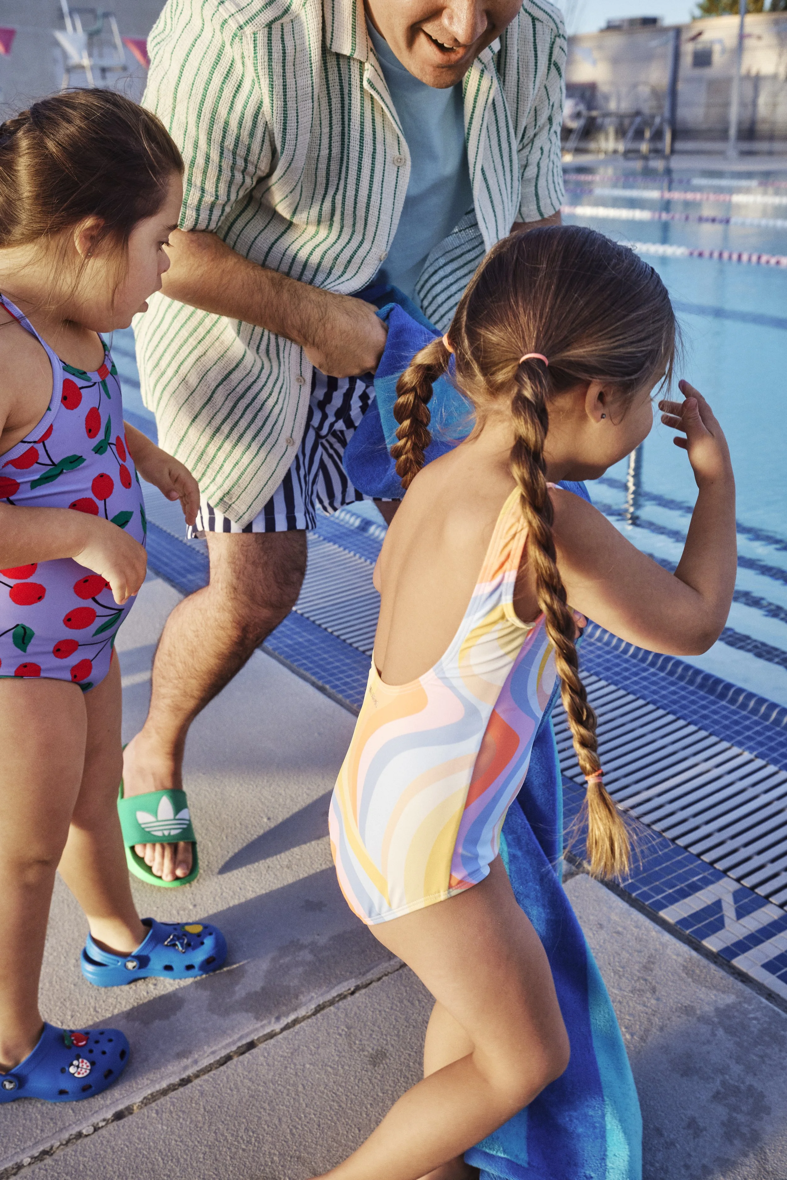 Prime_BrandExpansion_Batz_PoolDay_Swimming_3x2_RM03012025_01_11191.jpg