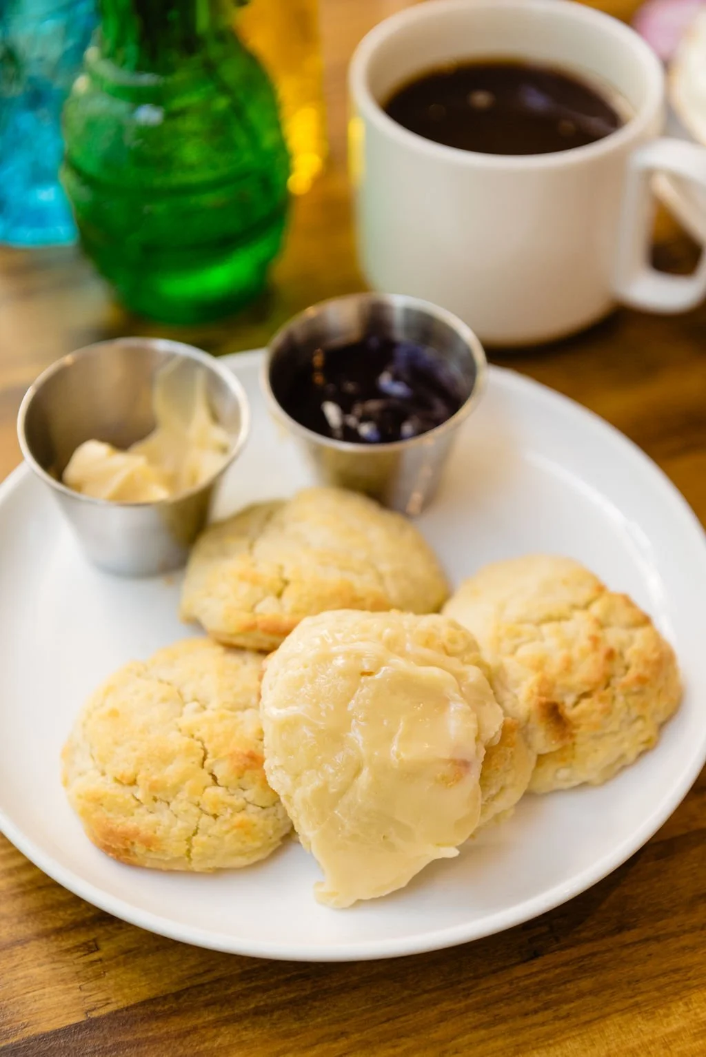  Homemade biscuits and jam 