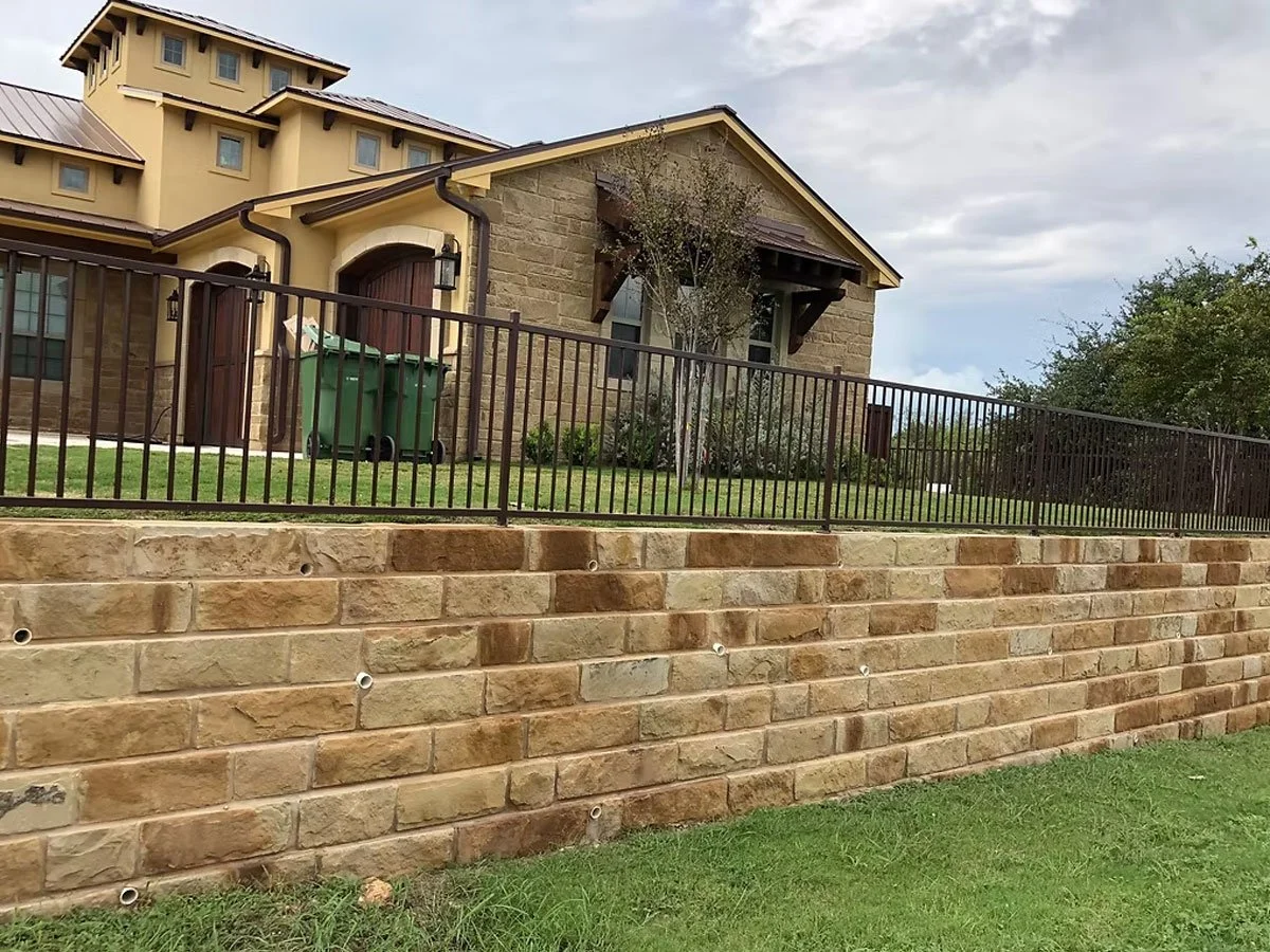 Timberland-Full-Color-Retaining-Wall.jpg