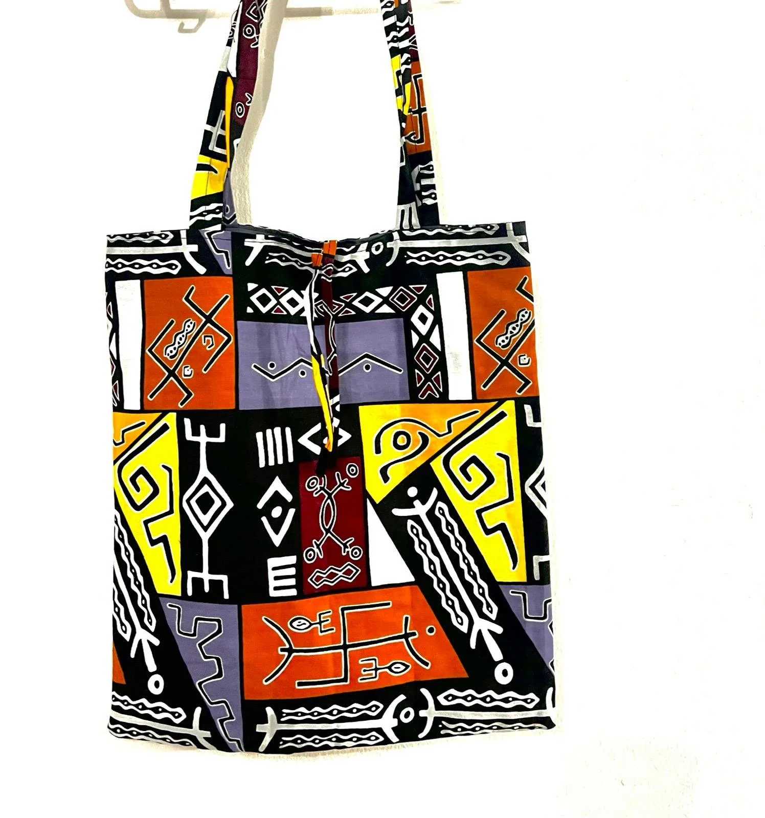Eco Chic African Print Carry-All Tote Bag – Perfect for Everyday Essentials