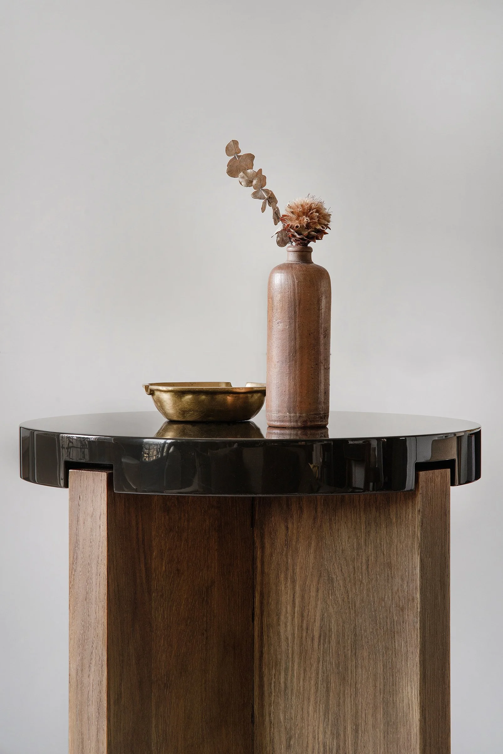 MATE side table