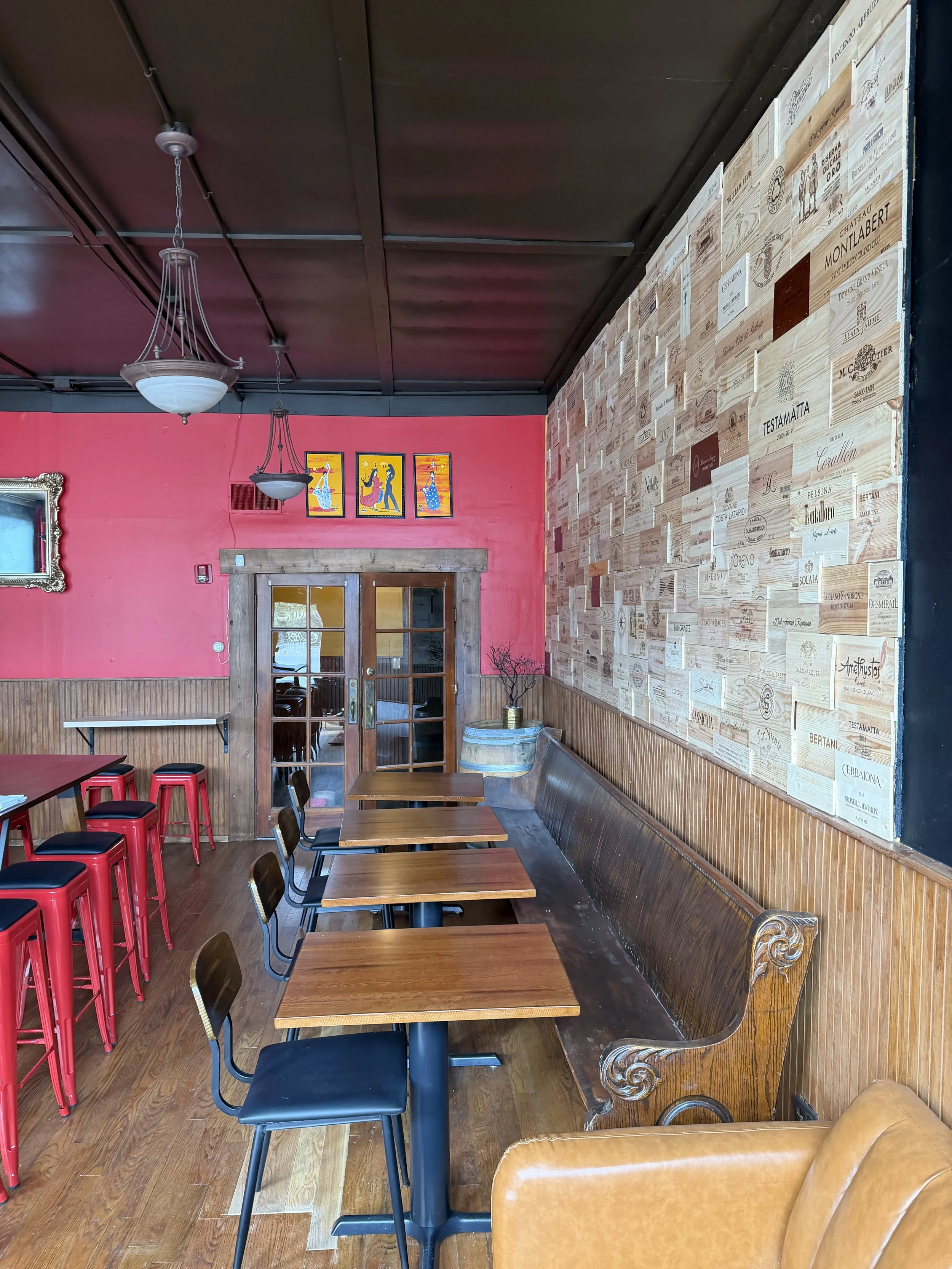 Tinto_Wine_Bar_Panels.jpeg