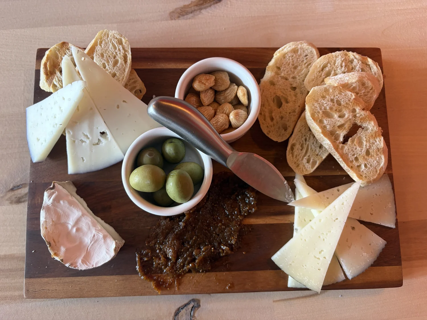 Tinto cheese board
