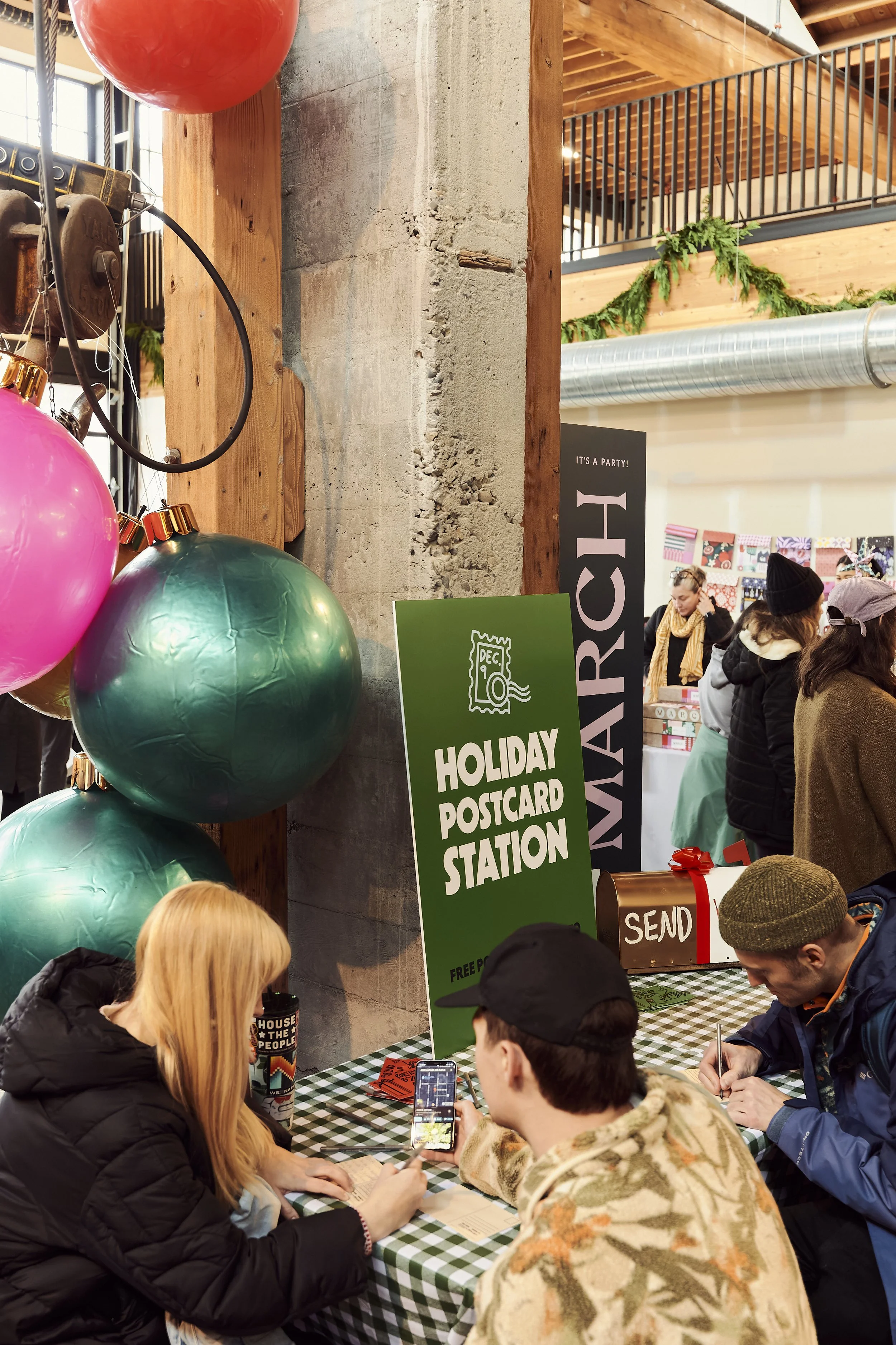121424_HOC_XMAS_0244.jpg
