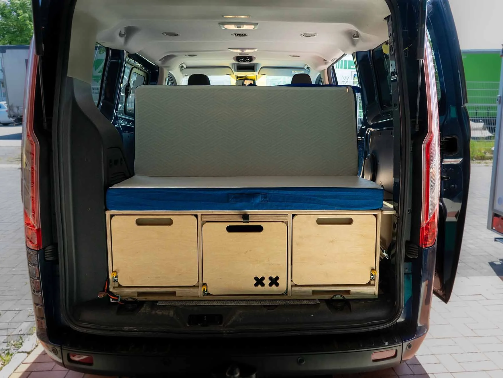 campingbox.jpg