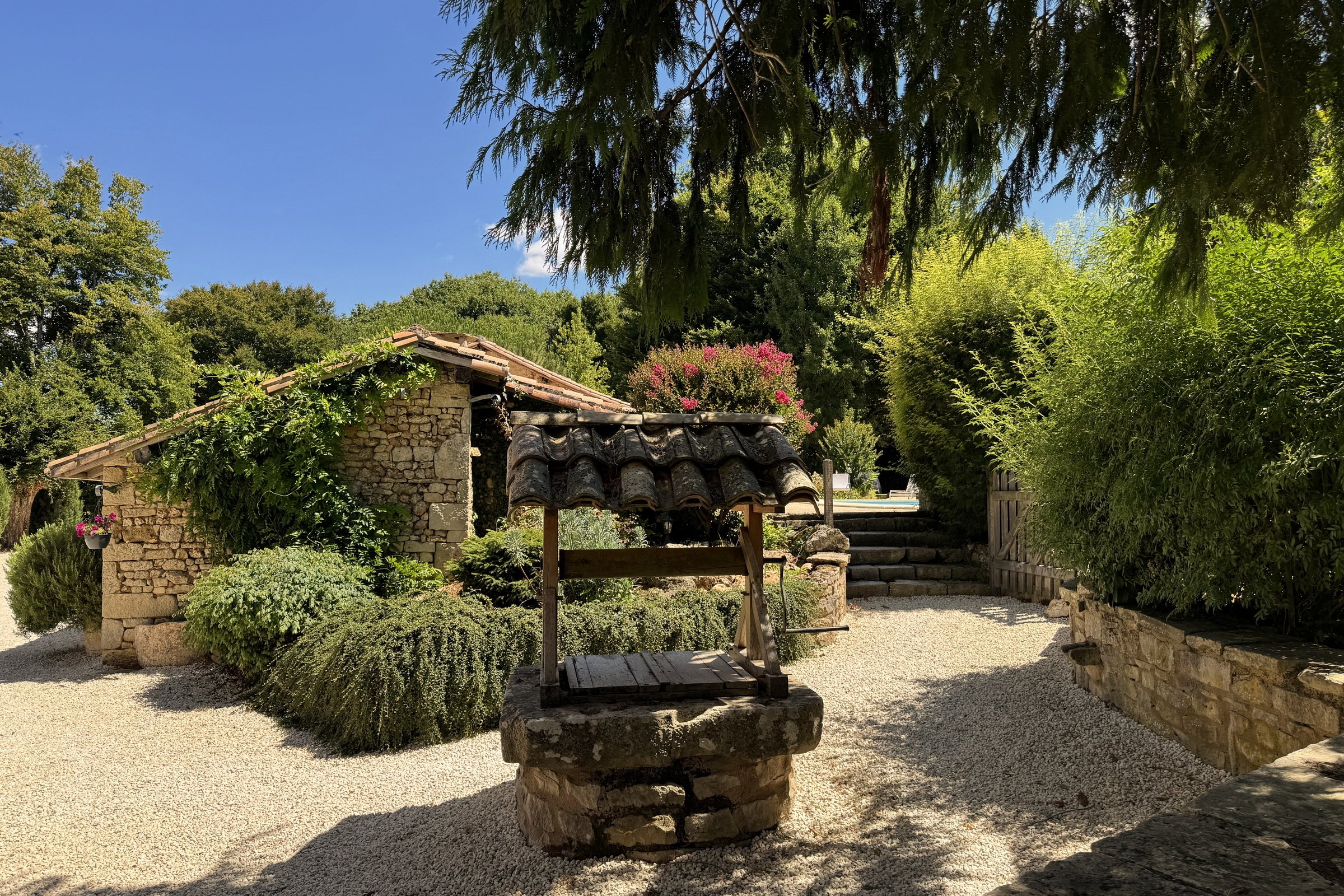 domainelucienne090.jpg