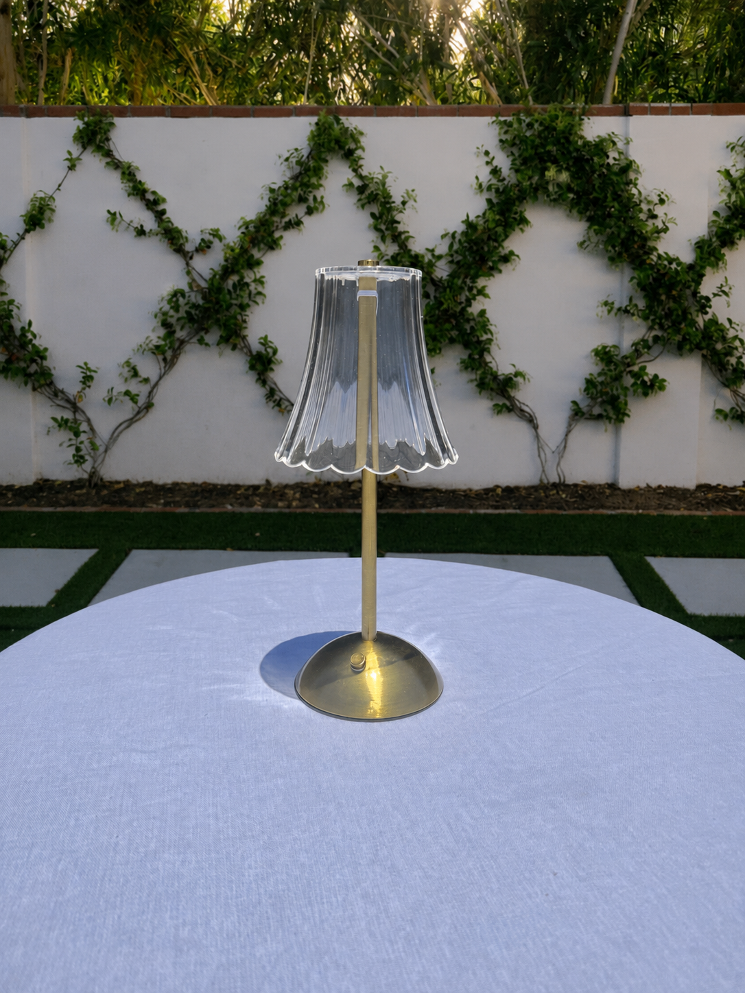 Crystal & gold cordless lamp