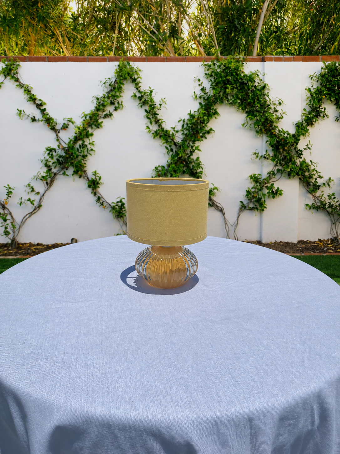 Yellow cordless table lamp