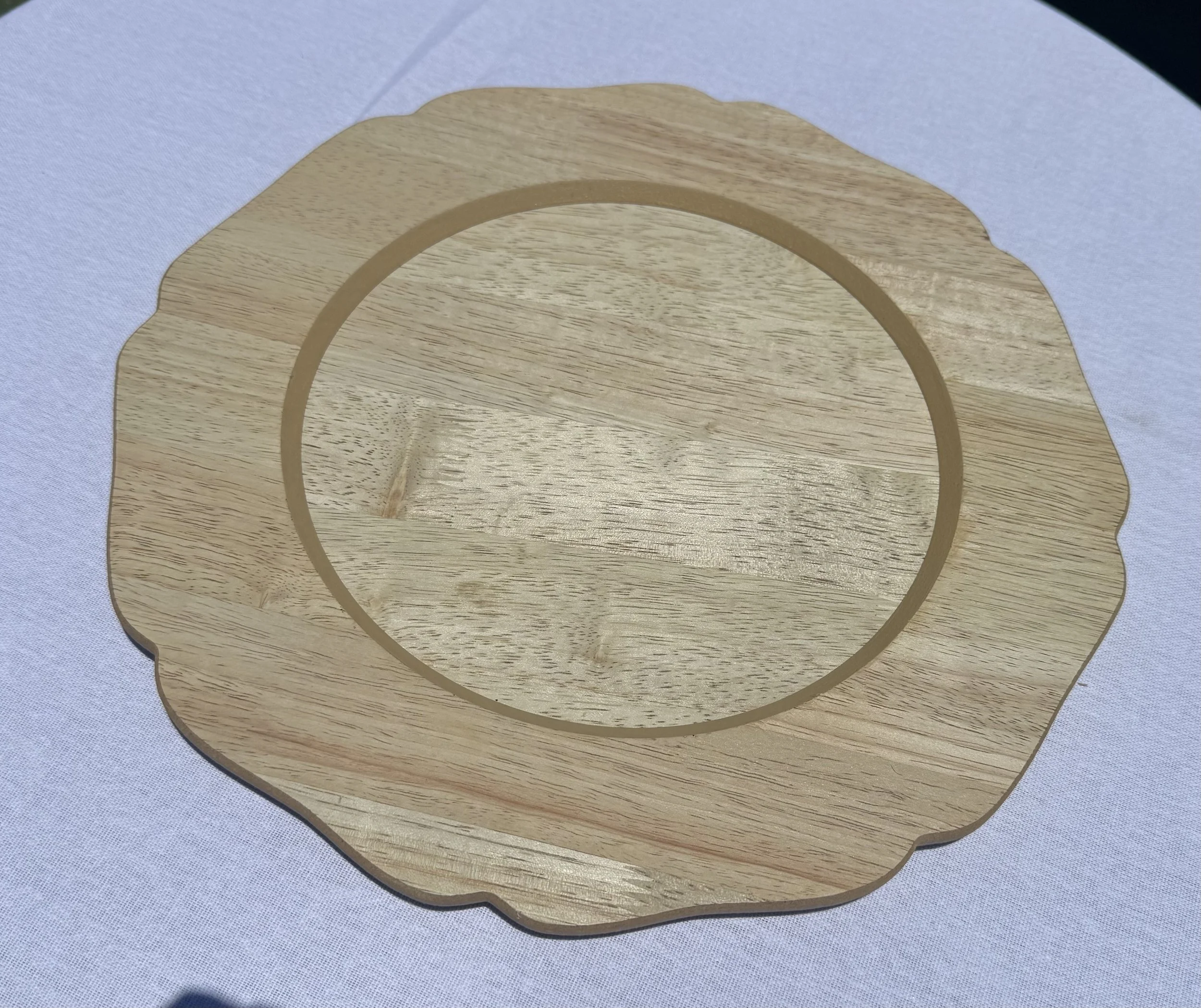 Wood charger plate