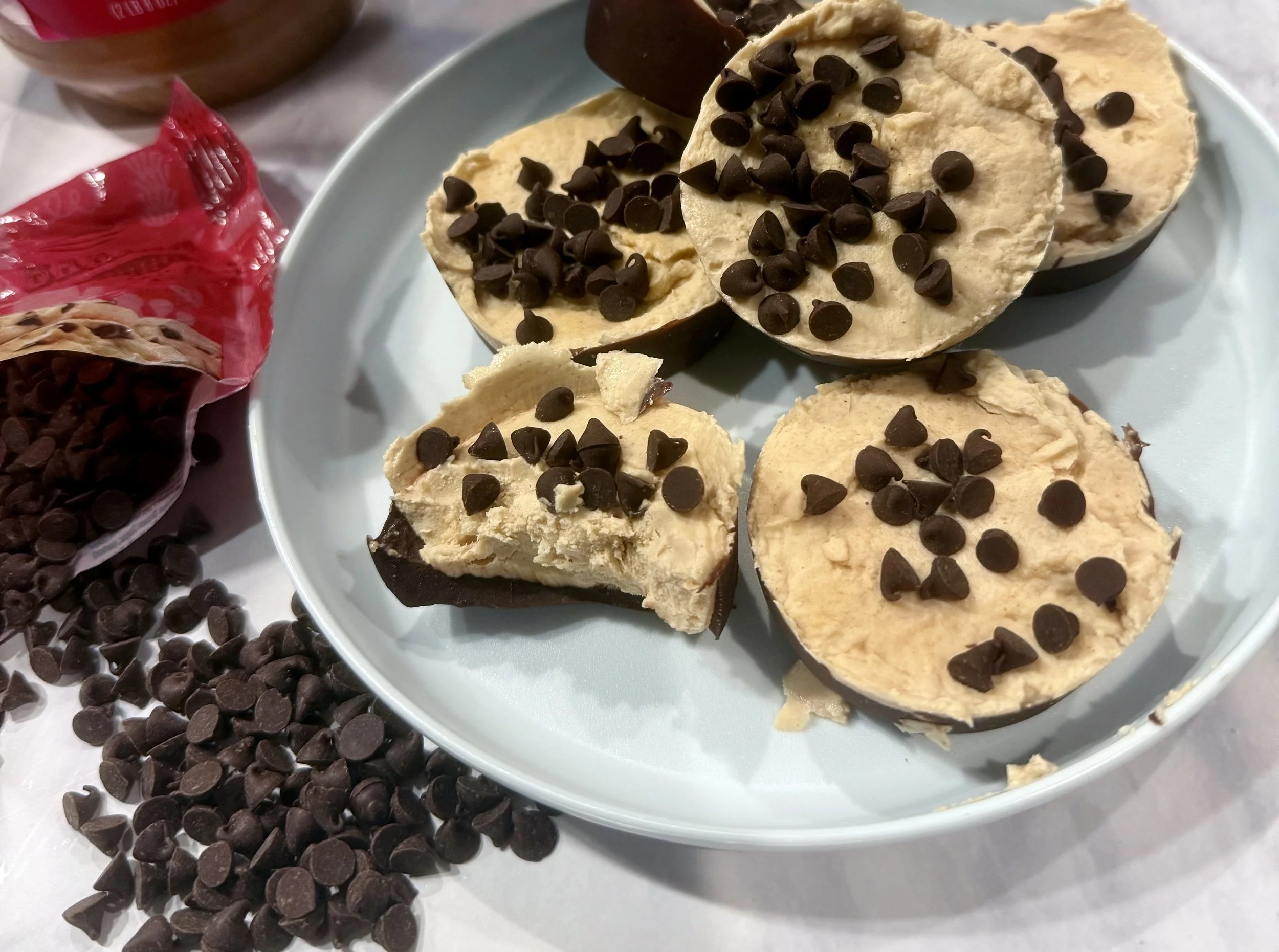 Frozen Greek Yogurt Peanut Butter Cups – Simple, Protein-Packed & Made to Share