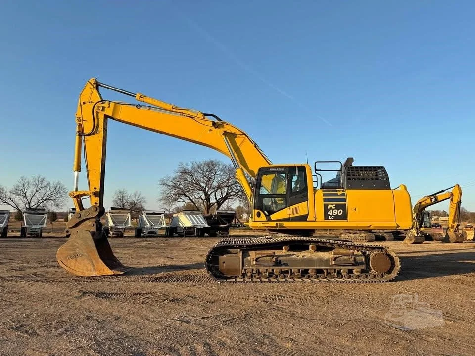 2021 Komatsu PC490 LC-11