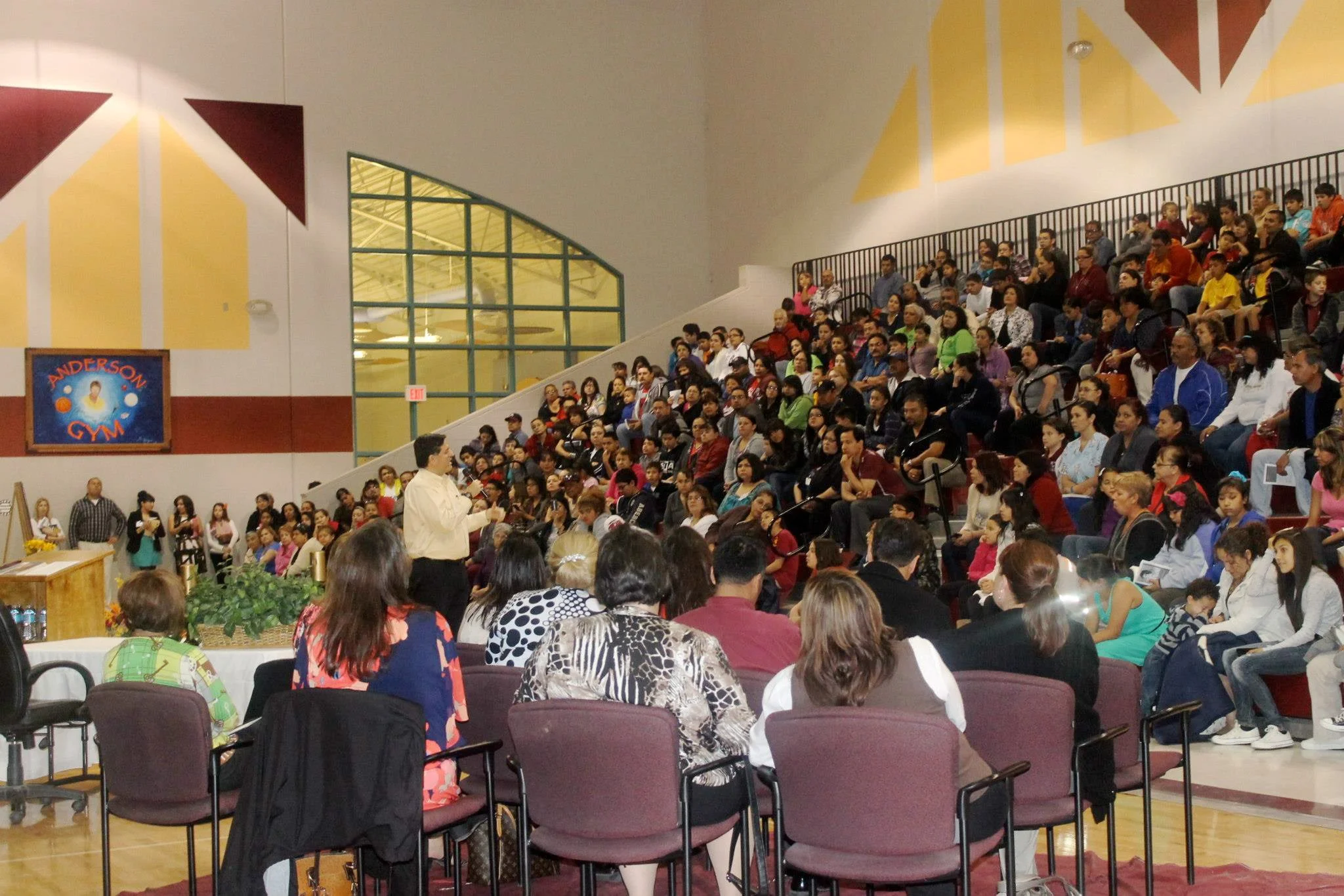 Sergio Troncoso visiting Ysleta Middle School in El Paso, TX, 2013.