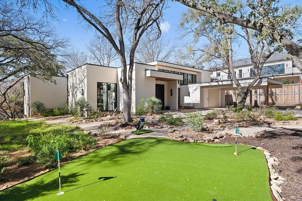 MangumBuilders_Westgate_ModernBuild04.webp