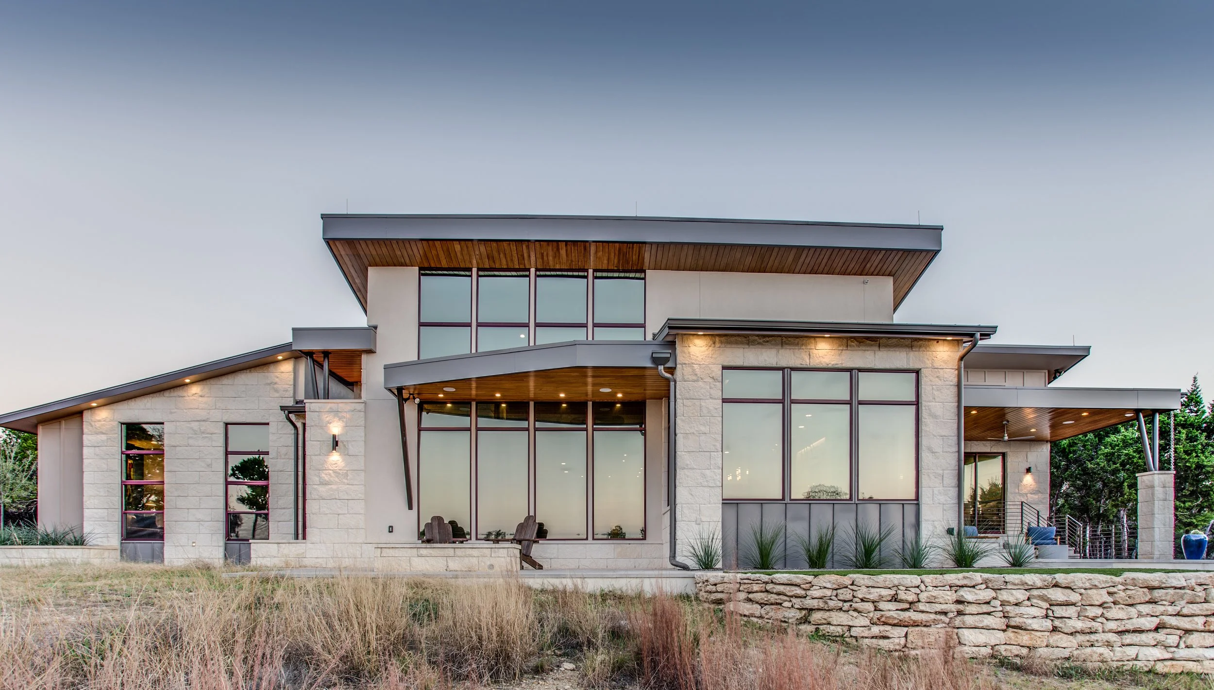 MangumBuilders_FisherTrail_ModernBuild02.jpg