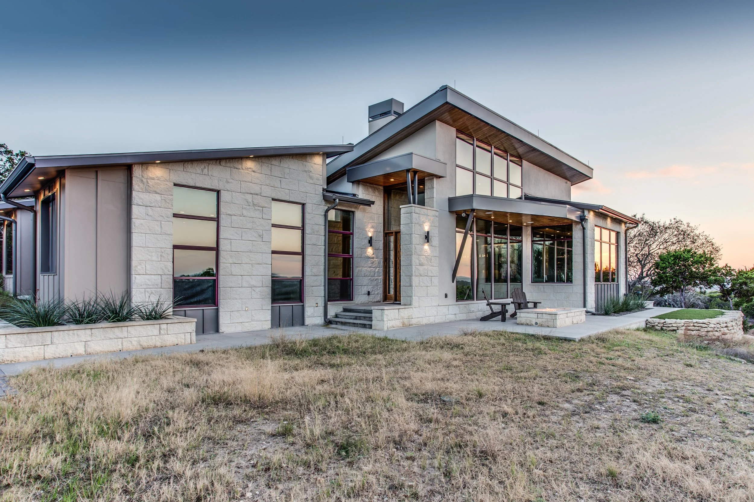 MangumBuilders_FisherTrail_ModernBuild09.jpg