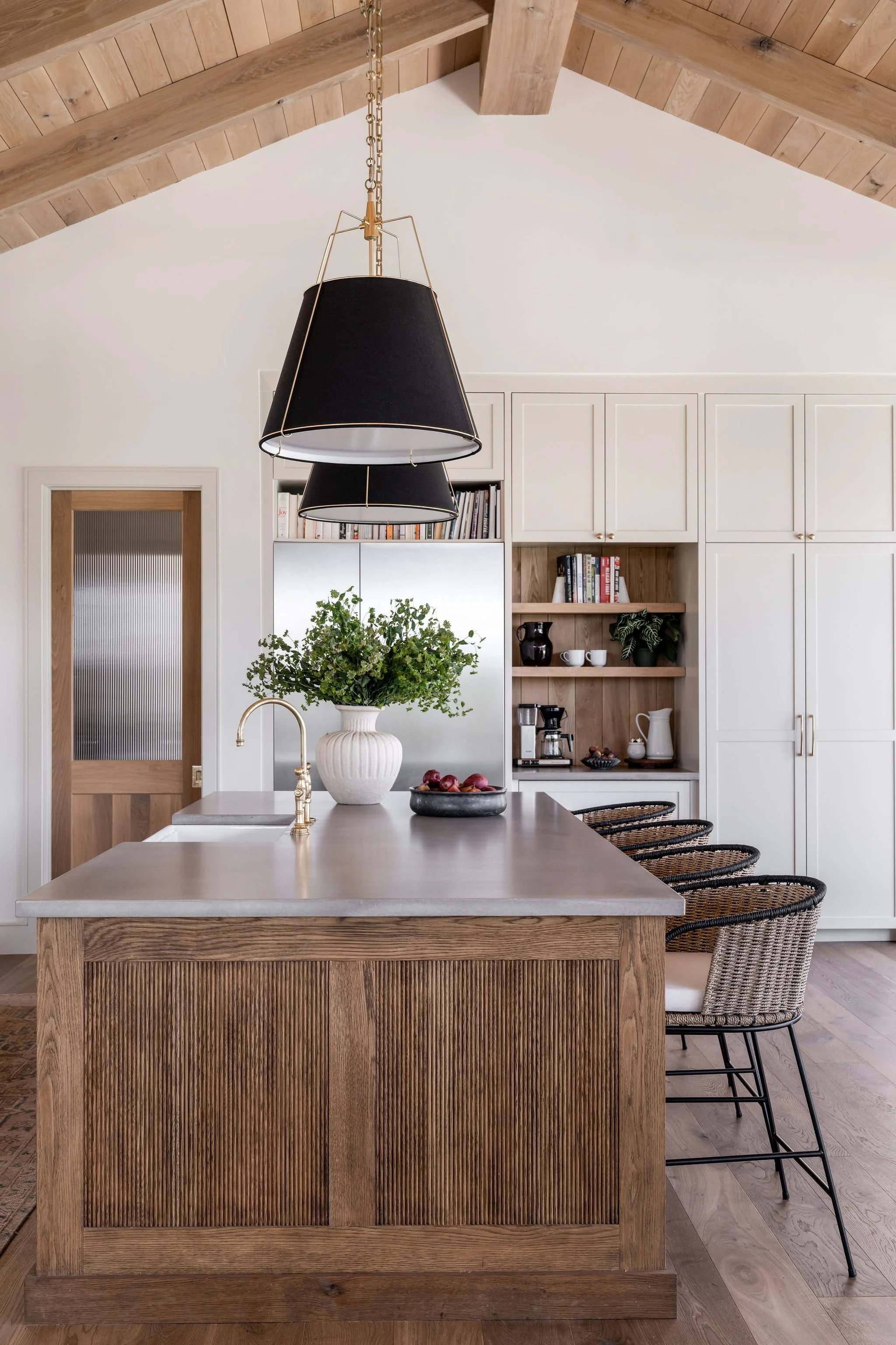 MangumBuilders_Bluffview_ModernBuild03.jpg