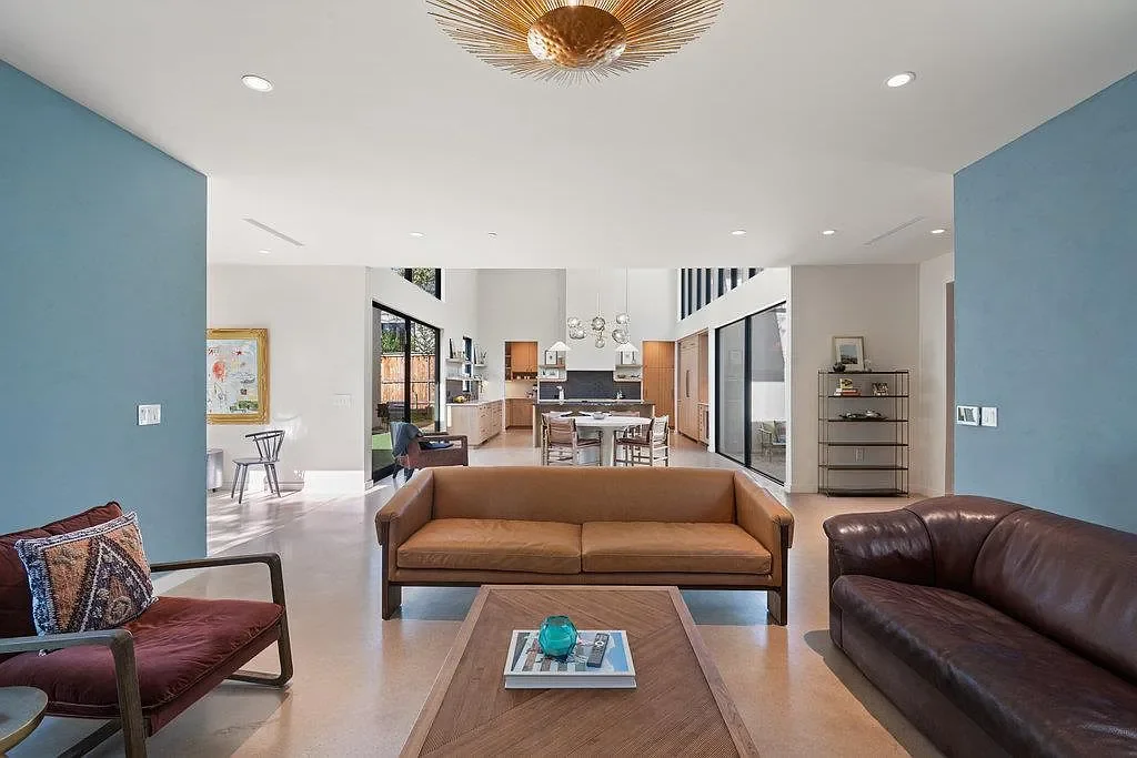 MangumBuilders_Westgate_ModernBuild15.webp