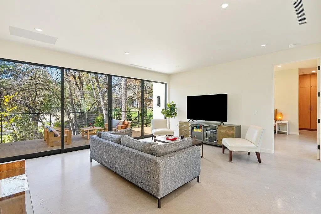 MangumBuilders_Westgate_ModernBuild17.webp