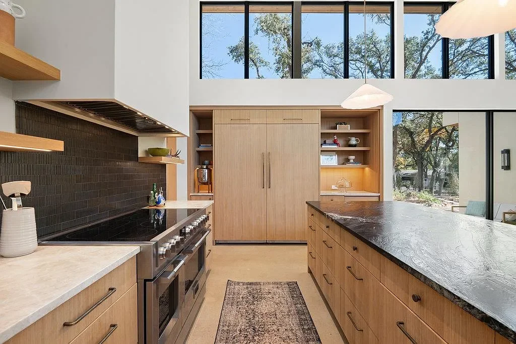 MangumBuilders_Westgate_ModernBuild12.webp