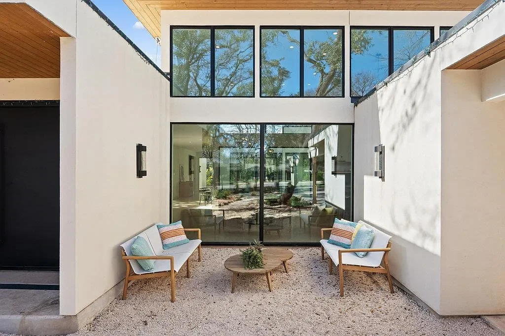 MangumBuilders_Westgate_ModernBuild19.webp