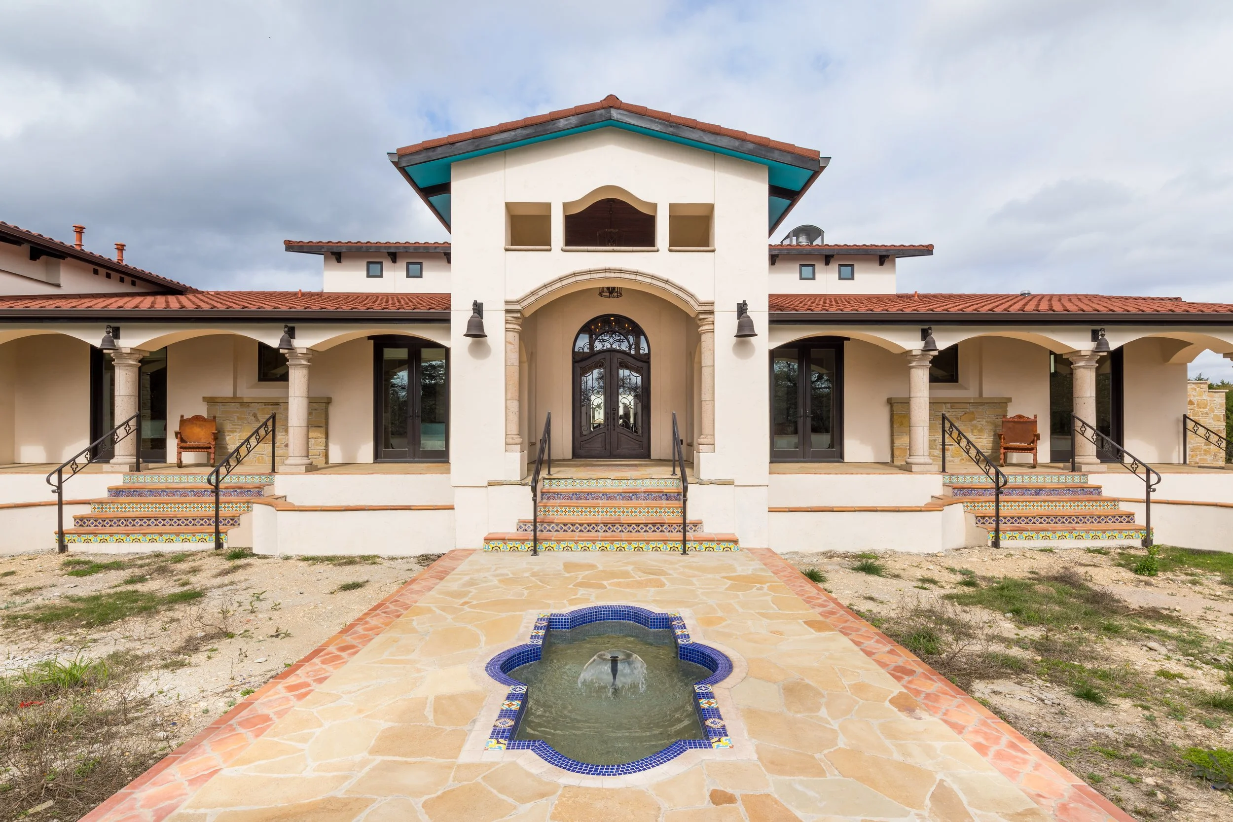 MangumBuilders_Westgate_SpanishHaciendaBuild02.jpg