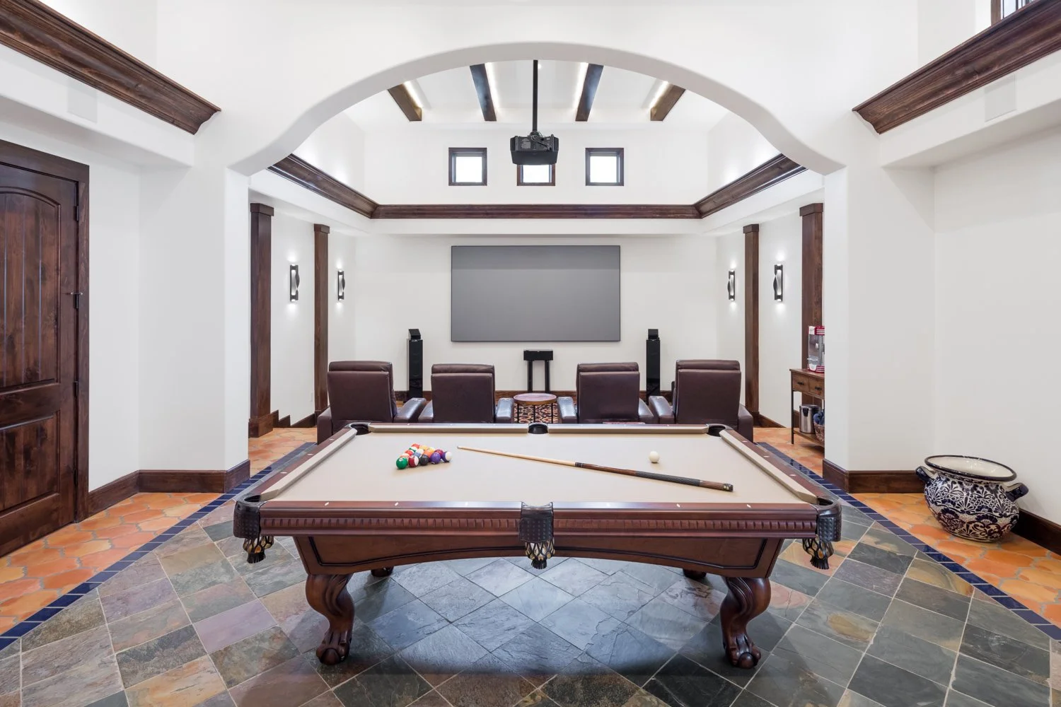 MangumBuilders_Westgate_SpanishHaciendaBuild09.jpg