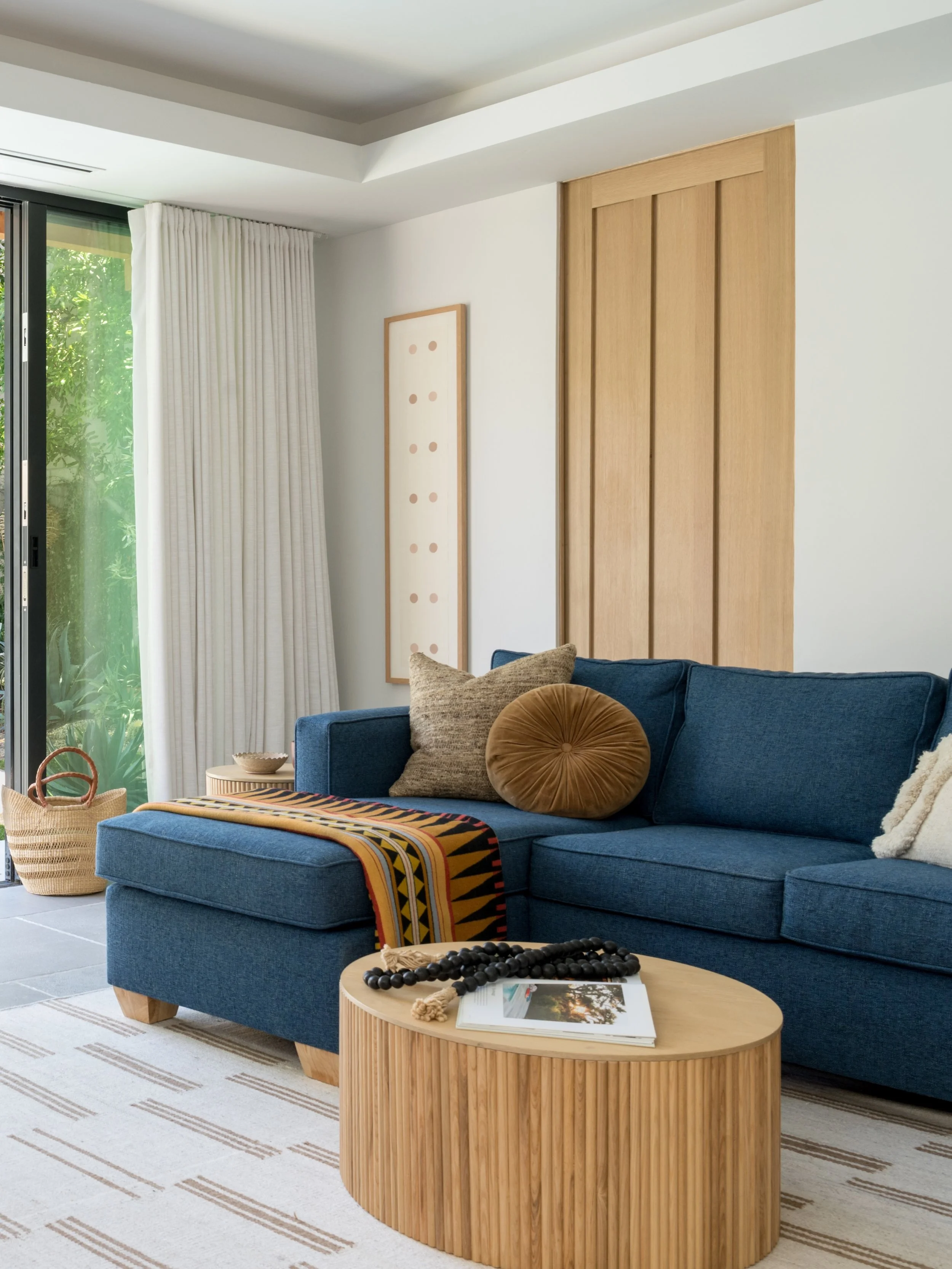 When the pool house is this good, you&rsquo;re sure to have the place that everyone wants to hang out in rain or shine!

Project #StayInJune 
Design/styling @stayinteriors_la 
Photos @charlotteleaphotography 
.
.
.
#lainteriordesigner #warmmodern #ca