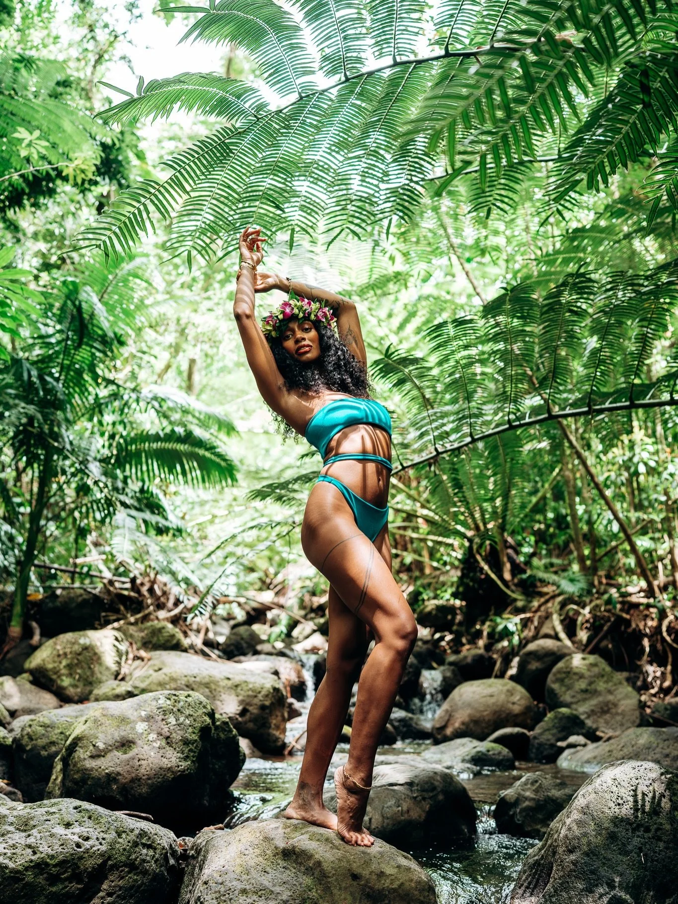 Not your average walk through the jungle 💚

Had such a stellar time photographing the talented Alexa here. THIS is what Flora and Femina is all about 🌺

&bull;
&bull;
&bull;

#oahuphotographer #oahuportraitphotographer #jungle