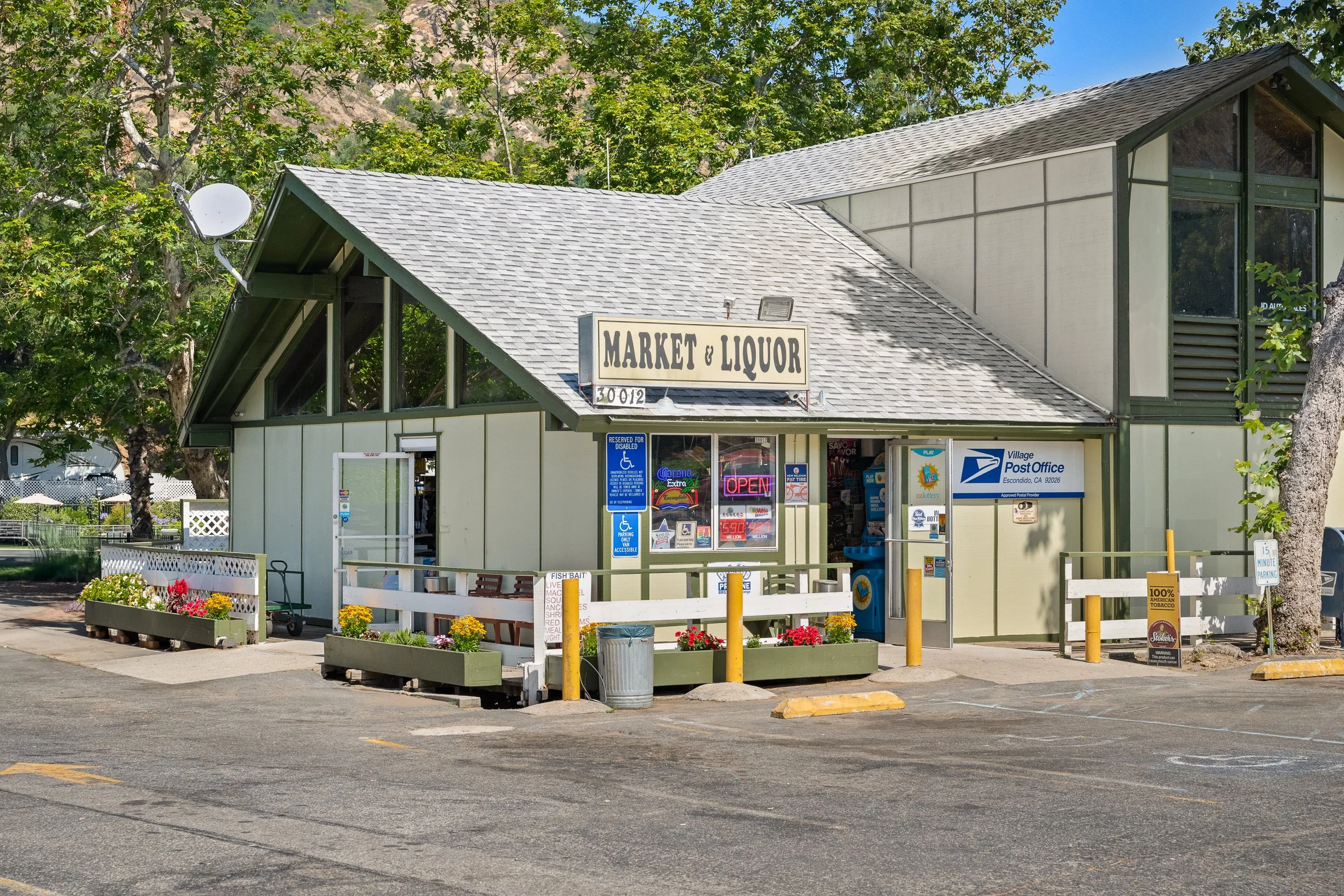 HiveMedia_All Seasons RV-10.jpg