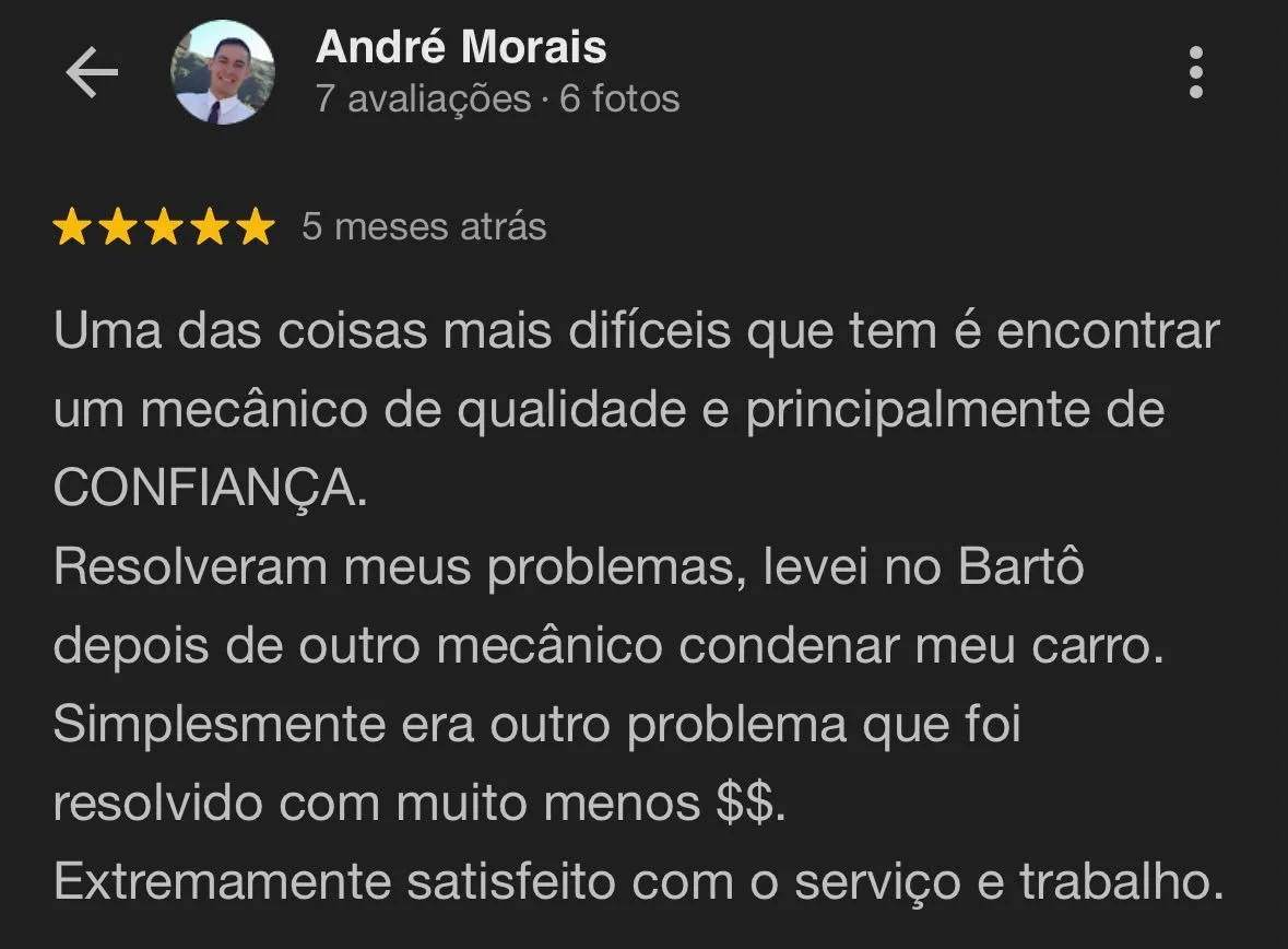 Screenshot of a customer review on a platform, showing a profile picture of a man, a 5-star rating, and a review written in Portuguese praising a mechanic for solving problems reliably and affordably.