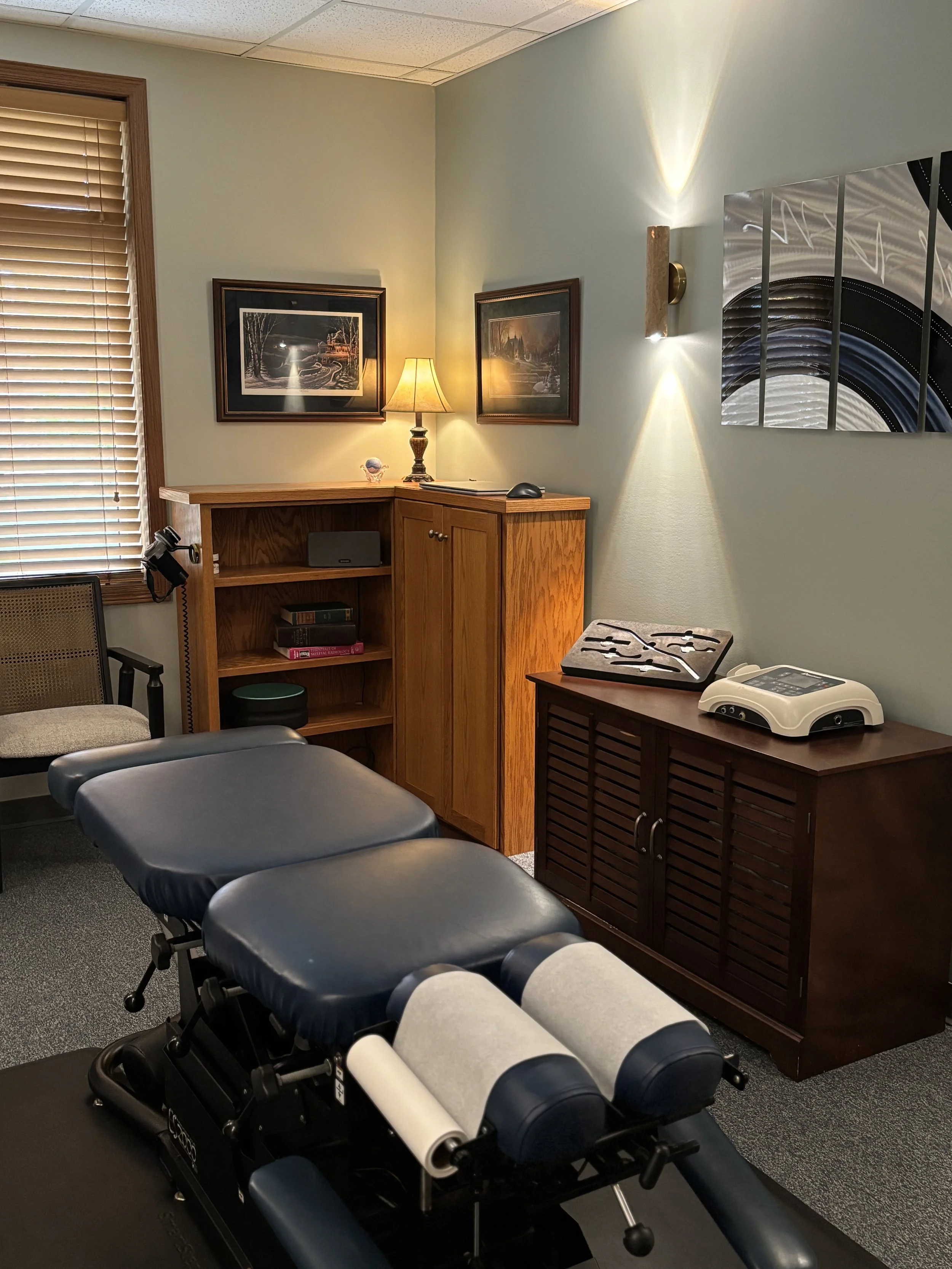 Chiropractic treatment room at Landry Chiropractic in Elk River.