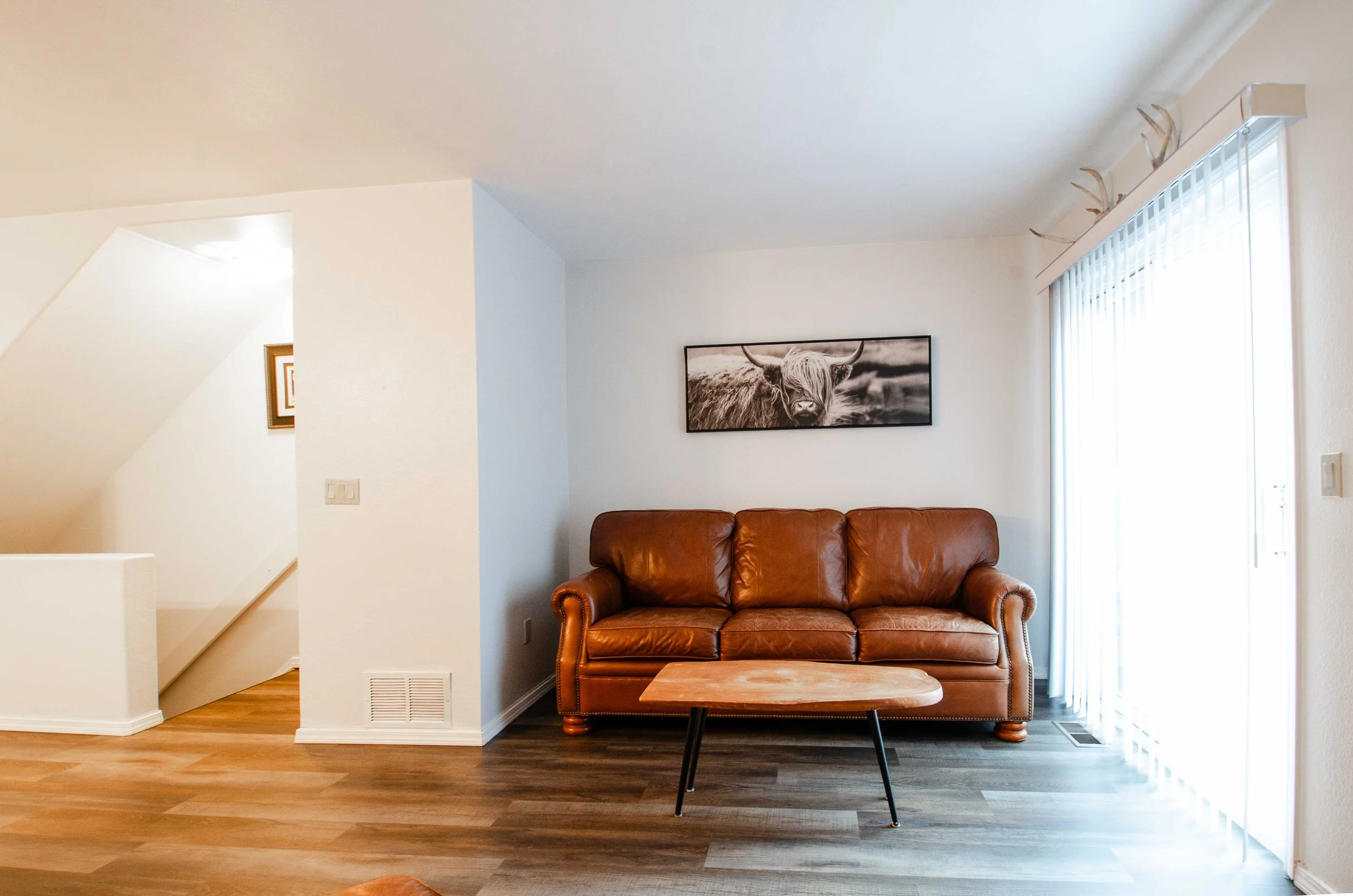 23 Living Room.jpg
