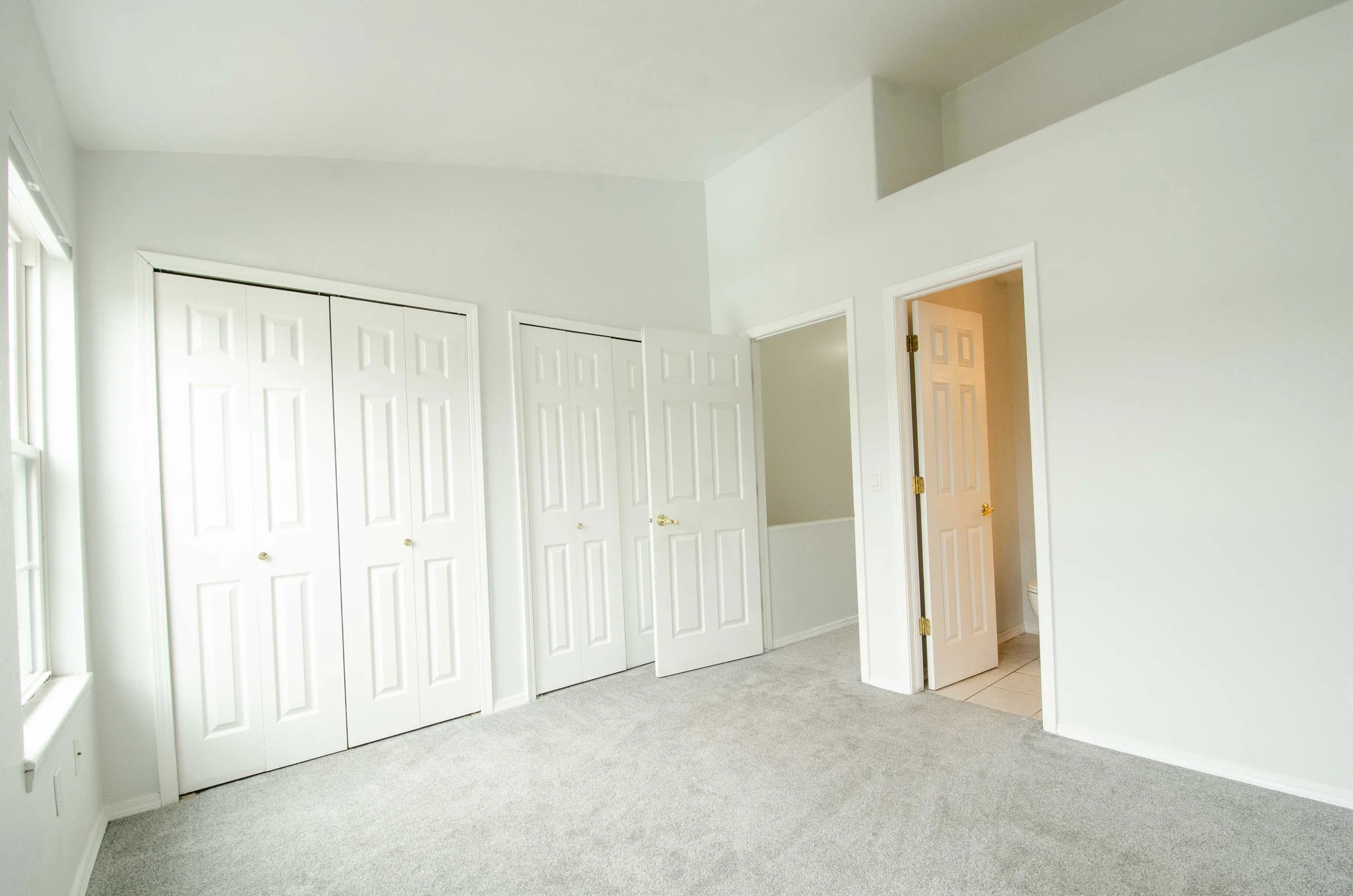 35 2nd Bedroom.jpg