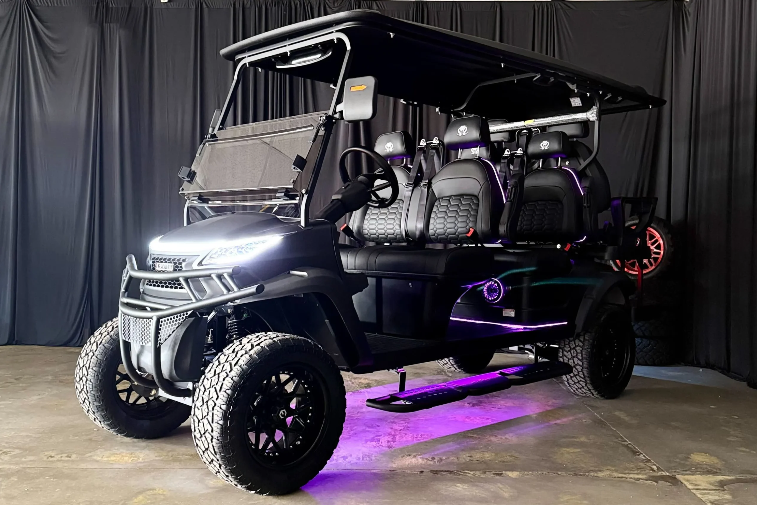 2026 Venom Strike 6 Seater Matte Black