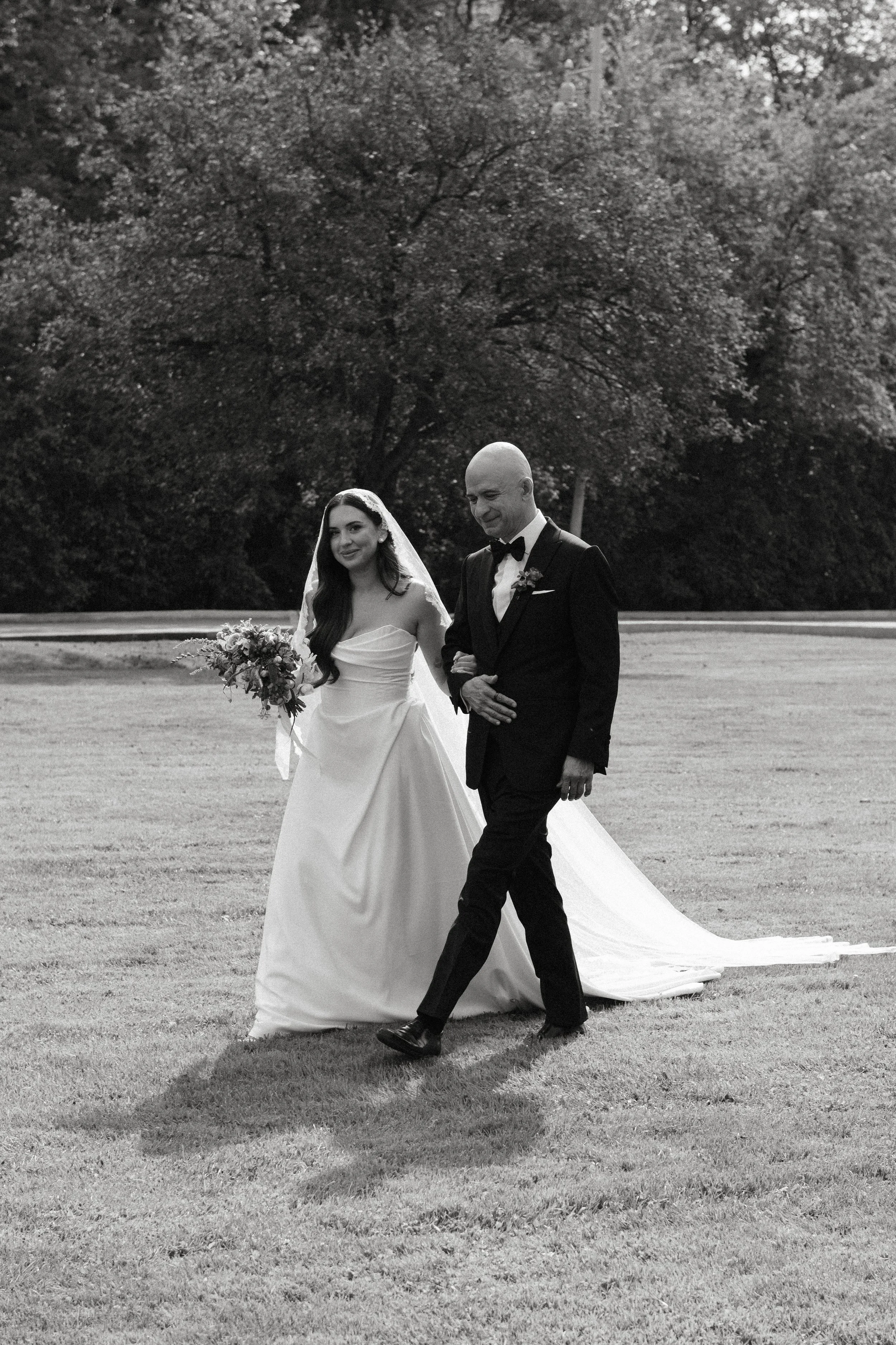 Celia&Dante-WeddingPreview-36 (2).jpg