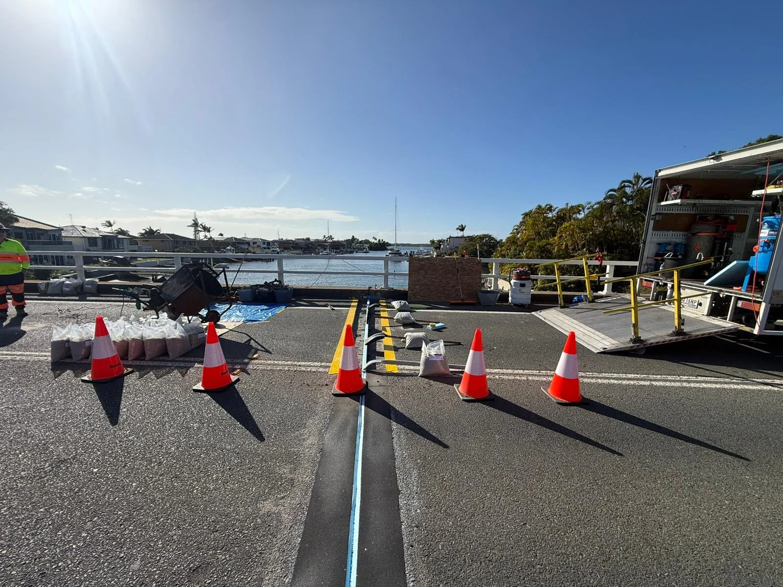 Bridge Expansion Joint Replacement Under Live Traffic: Five Gold Coast Bridges for City of Gold Coast