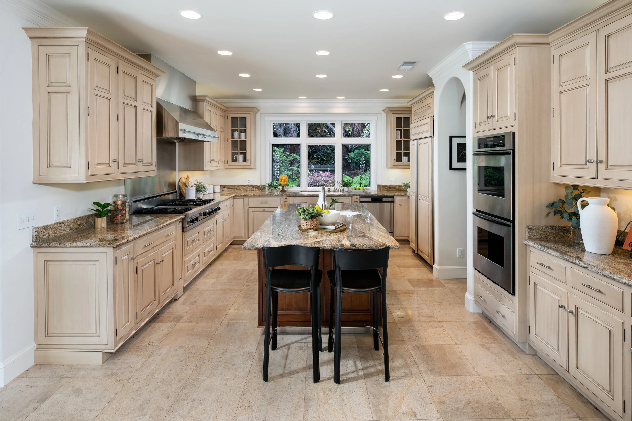 7-Taaffe_Matt_Anello-5364-MLS.jpg