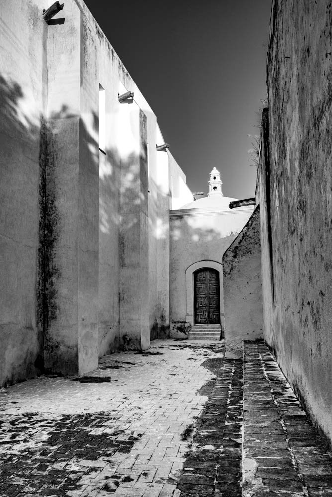 CHURCH, OUTSIDE SAN MIGUEL DE ALLENDE 2.jpg