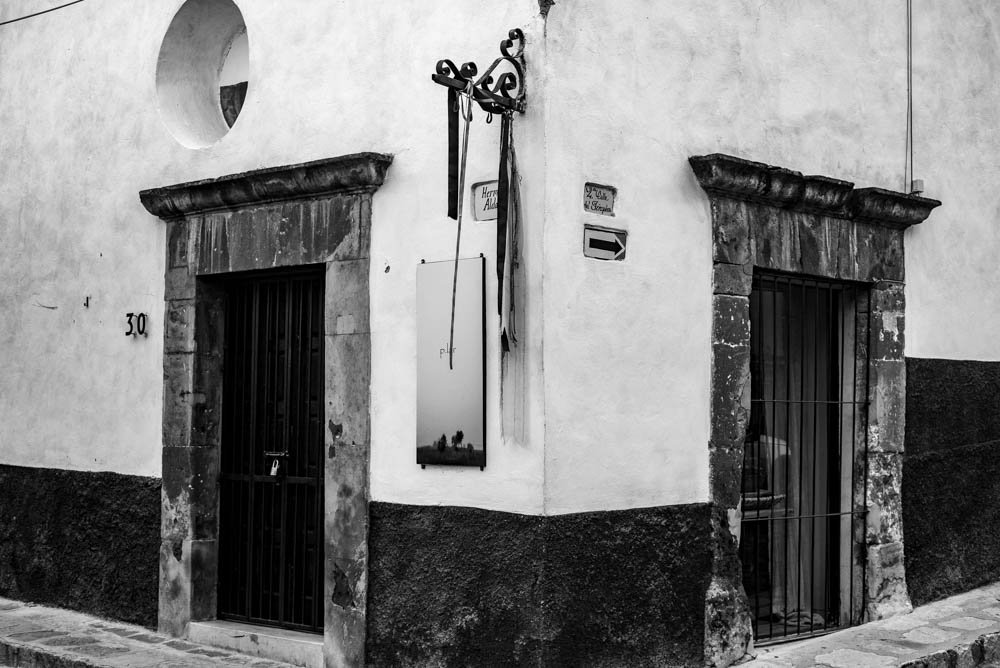CORNER, SAN MIGUEL DE ALLENDE 2.jpg