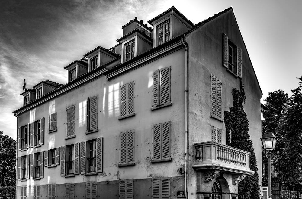 RUE GIRADON, MONTMARTRE.jpg