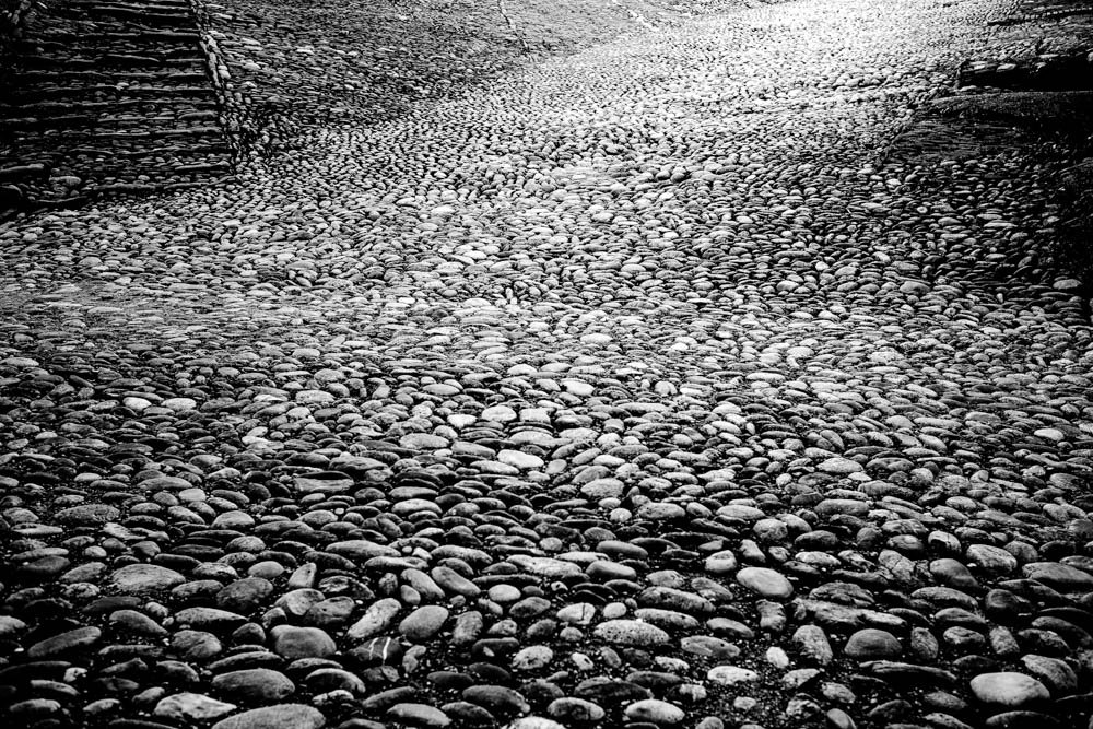 COBBLESTONES, NEIVE.jpg