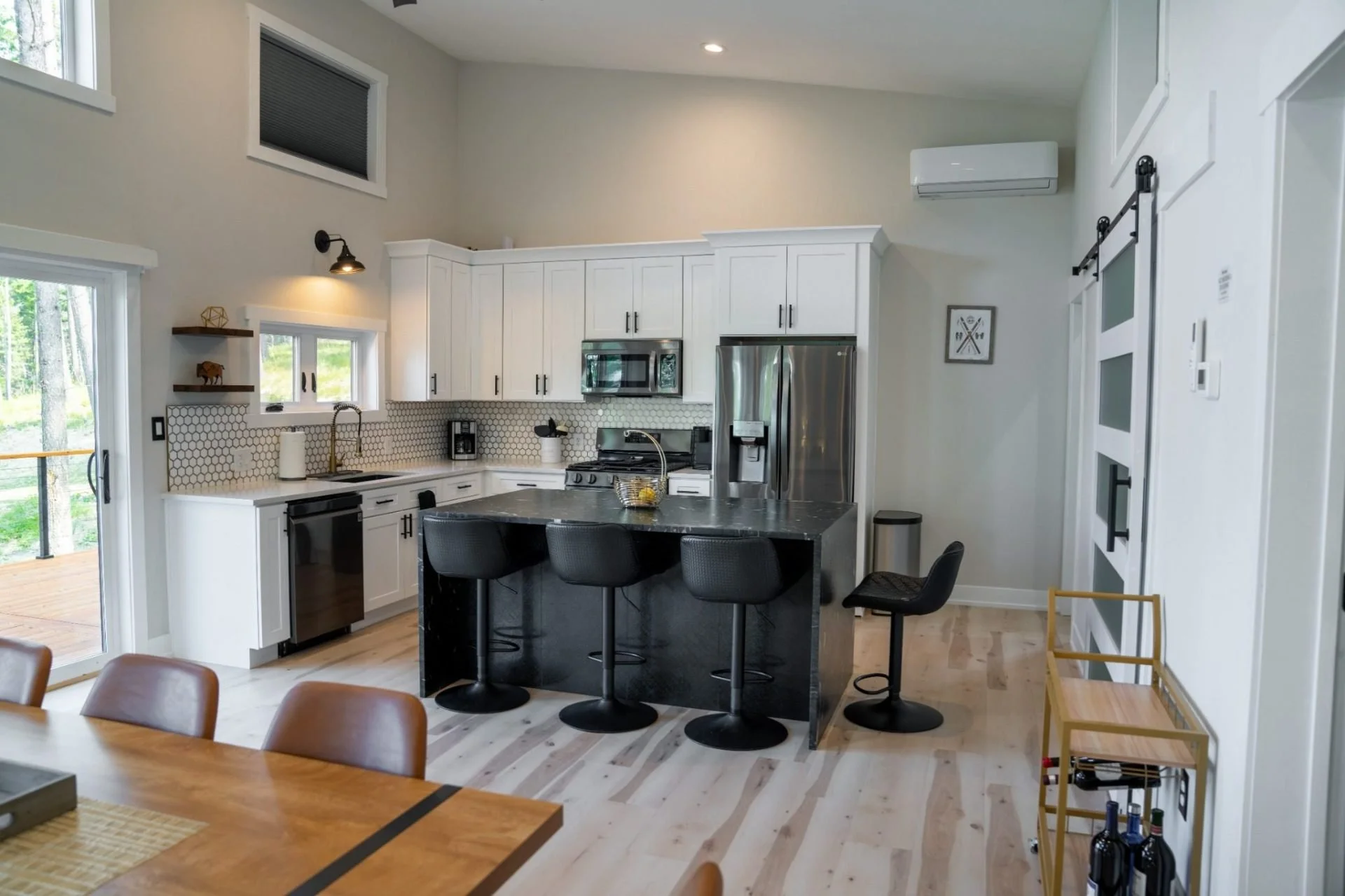 living-room-BGMca4Ev.jpg