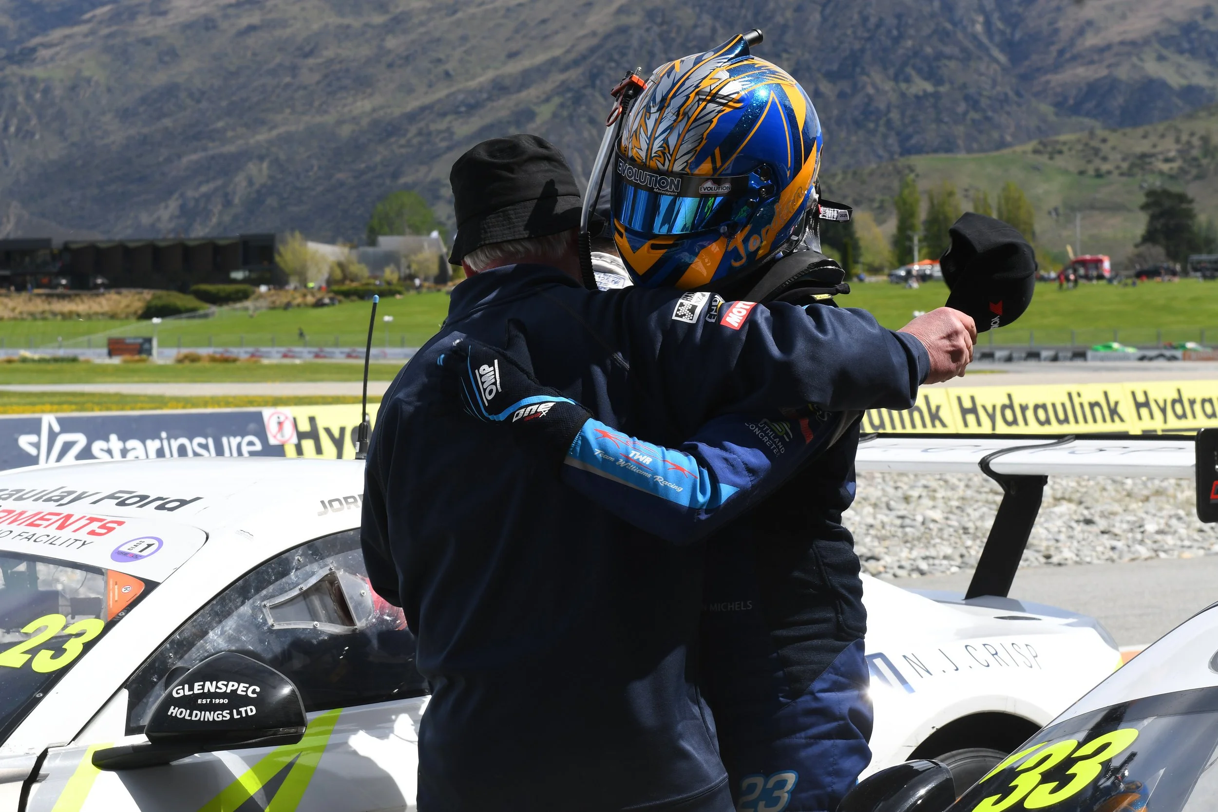 One-Hour enDurance Series to Southlander Michels