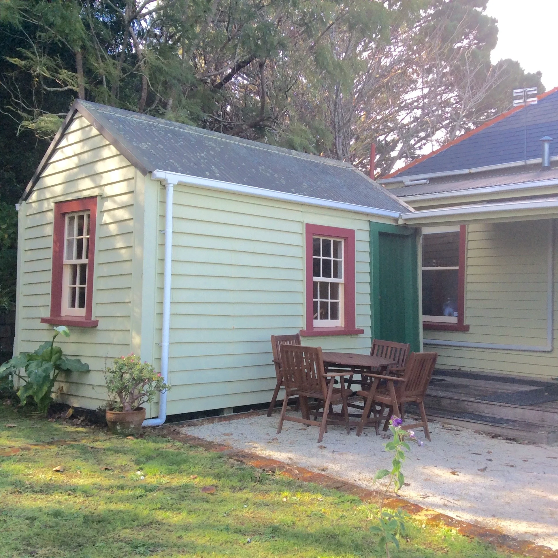 cottage .jpg