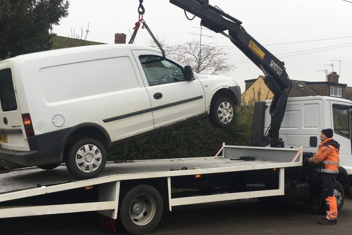 What Happens During a Professional Accident Recovery Service?